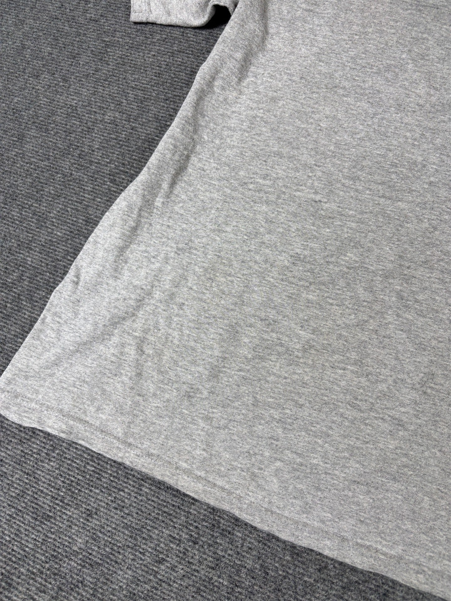 Vintage Y2K Nike T-Shirt Men’s XXL Grey Cotton Basketball Graphic Super Baggy Fit