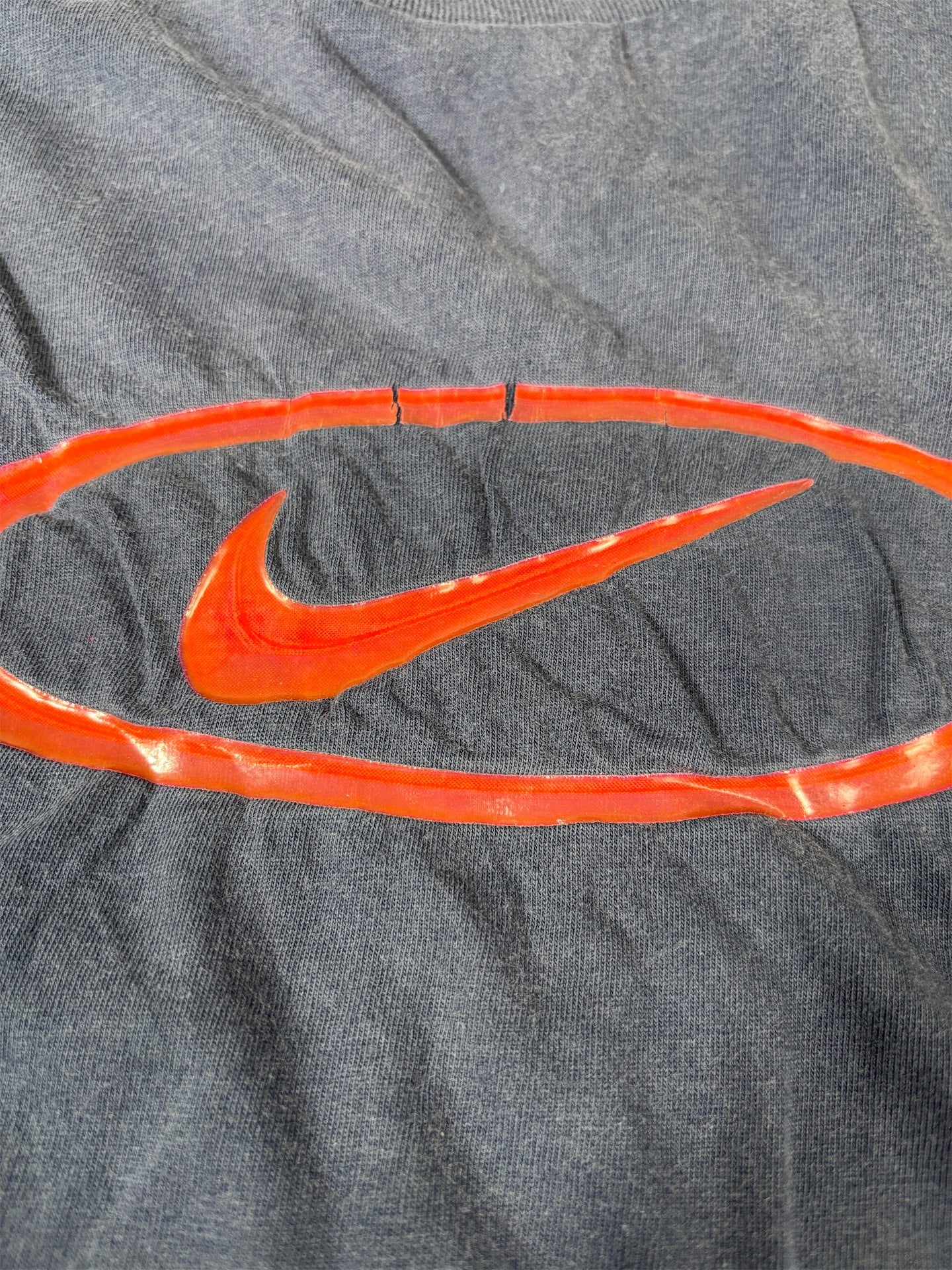 Vintage Y2K Nike T-Shirt Men’s S Navy Blue Cotton Red Embossed Logo Faded Crew Neck