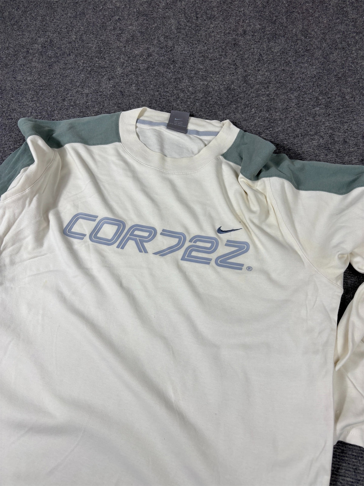 Vintage Y2K Nike Long Sleeve T-Shirt Men’s L White Cortez 72  Green Silver Swoosh Spell Out