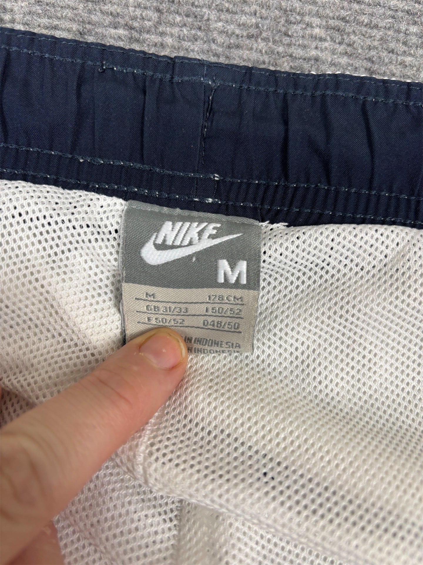 Vintage Y2K Nike 3/4 Track Pants Men’s M White Black Piping Bungee Hem Summer Windbreakers