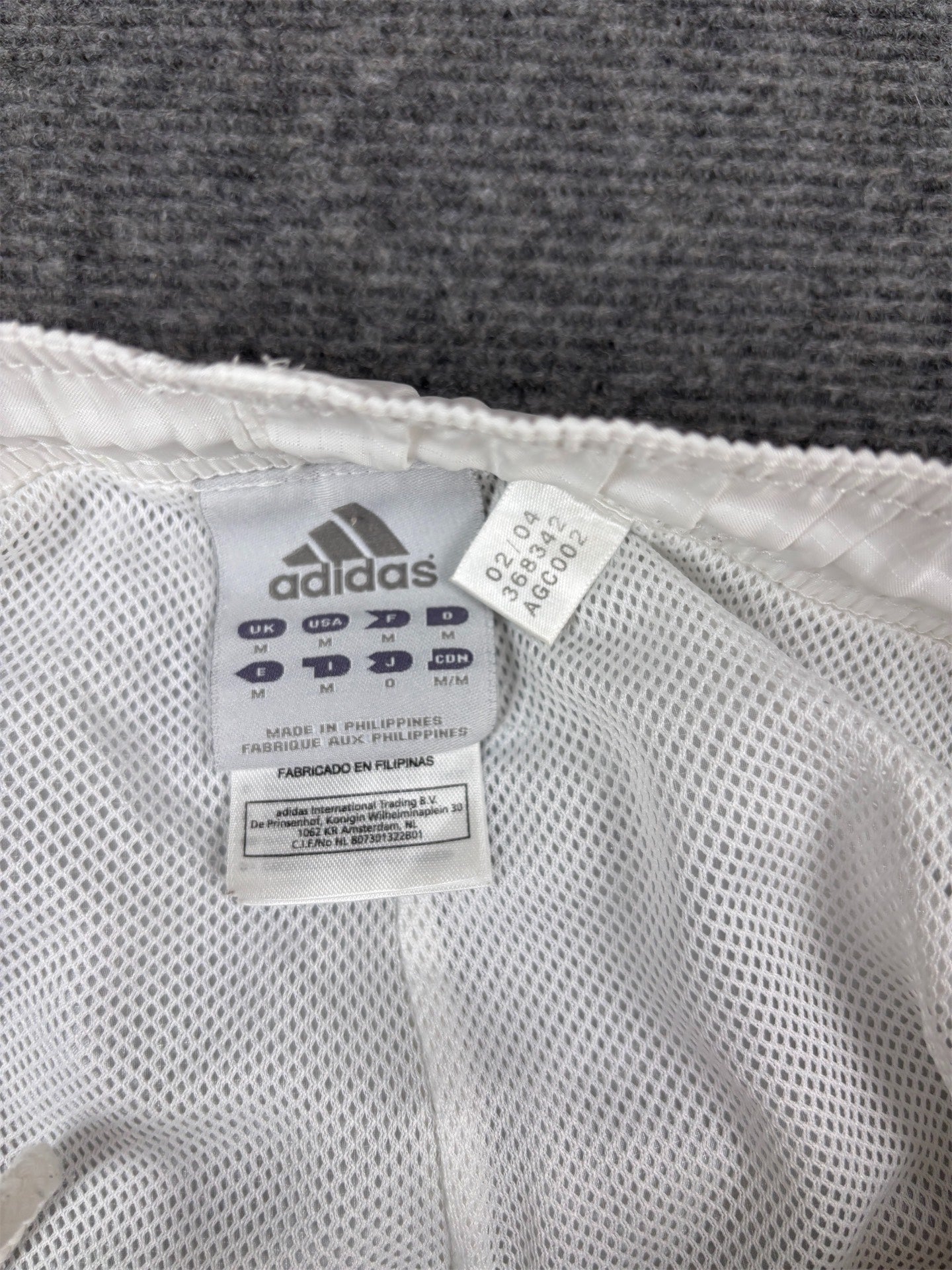 Vintage Y2K Adidas 3/4 Track Pants Men’s XL White Poly Red 3-Stripe Summer Windbreaker