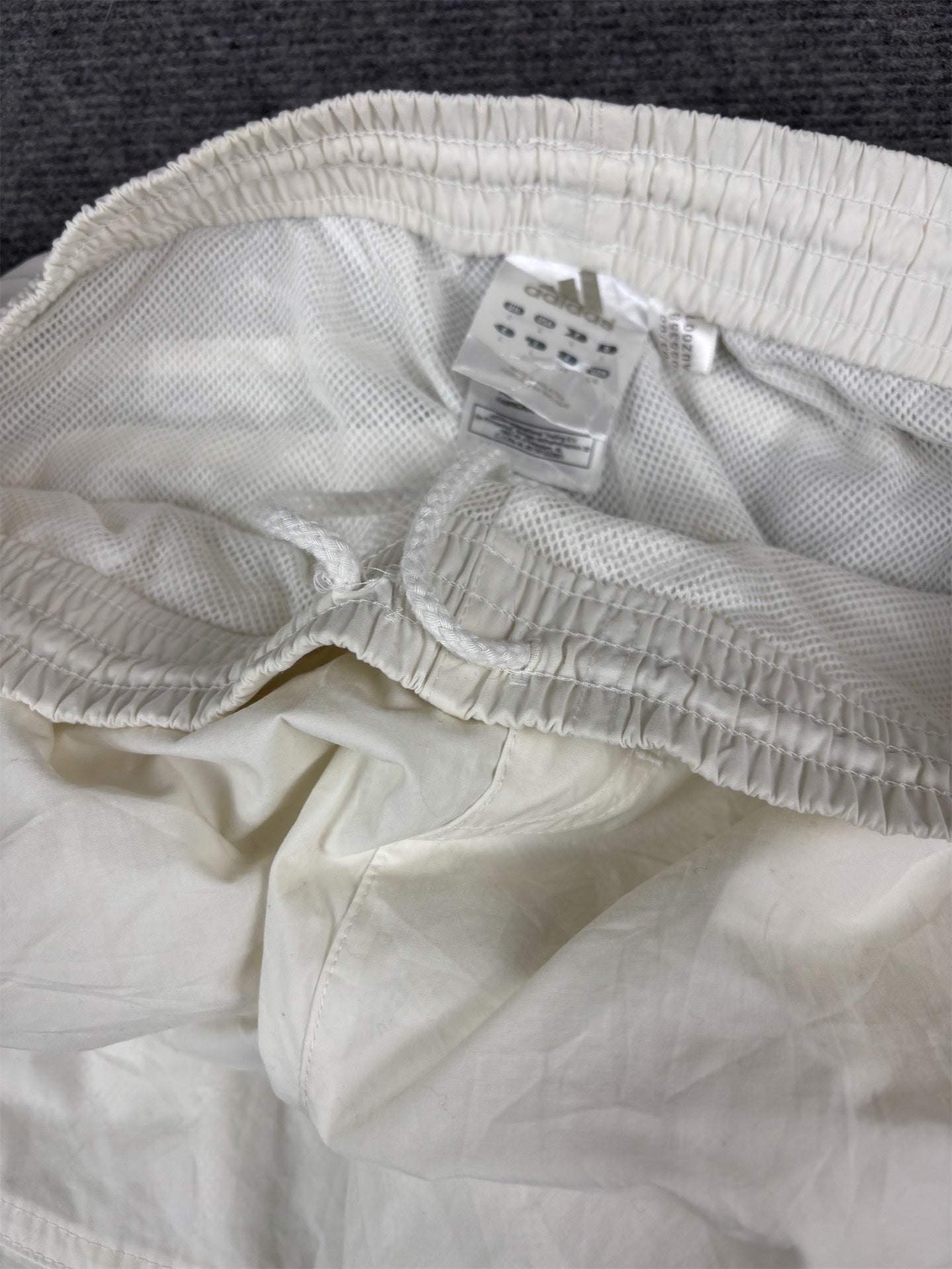 Vintage Y2K Adidas 3/4 Track Pants Men’s L White Black 3-Stripe Windbreakers Bungee Ankle