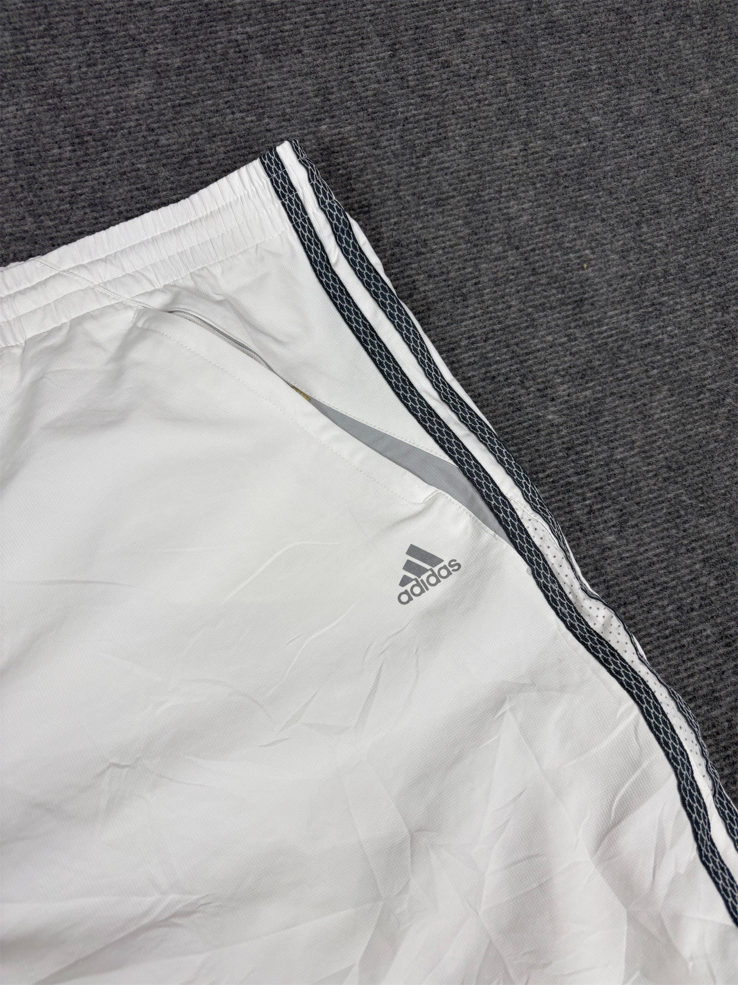 Vintage Y2K Adidas 3/4 Track Pants Men’s XXL White Grey 3-Stripe Bungee Tabs