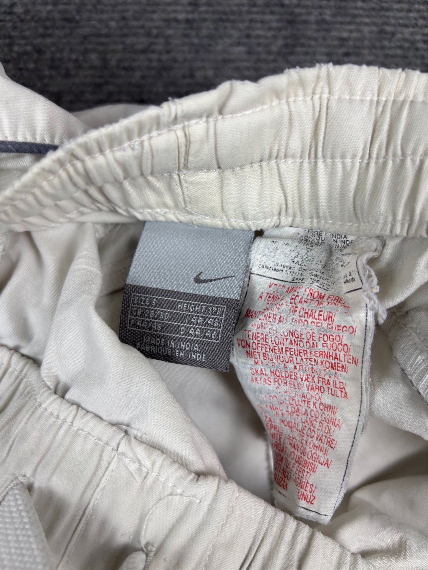 Vintage Y2K Nike Cortez 3/4 Track Pants S Men’s S White Grey Bungee Tabs