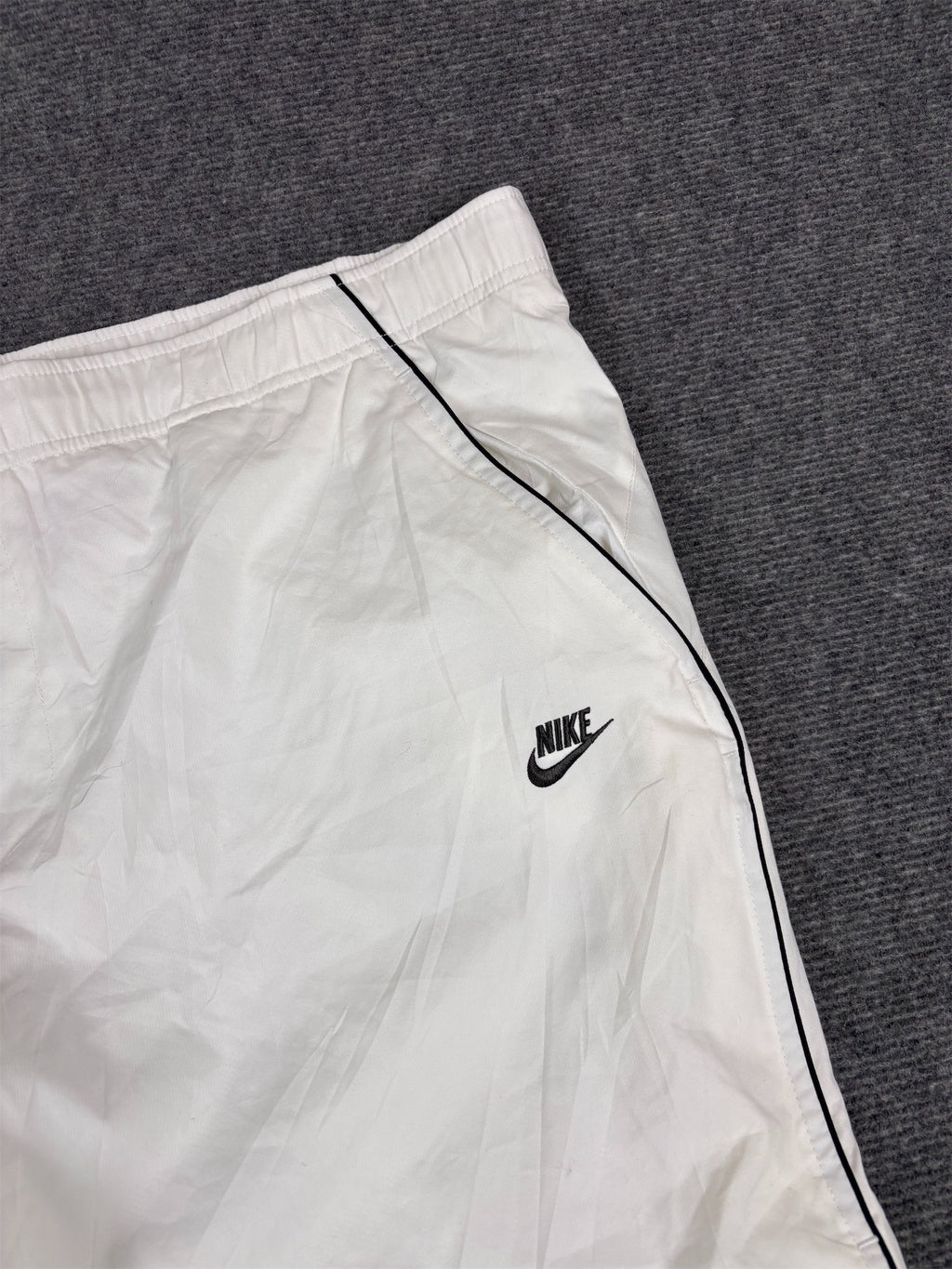 Vintage Y2K Nike 3/4 Track Pants Men’s XL White Black Piping Bungee Tabs Windbreaker
