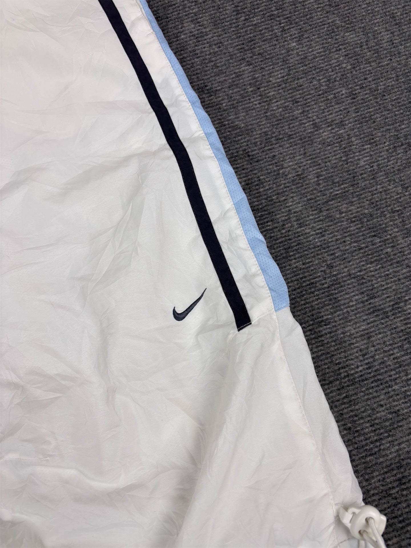 Vintage Y2K Nike 3/4 Track Pants Men’s L White Blue Bungee Tabs Windbreakers