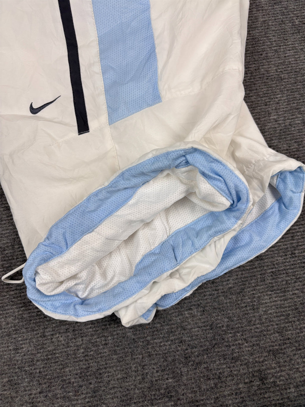Vintage Y2K Nike 3/4 Track Pants Men’s L White Blue Bungee Tabs Windbreakers