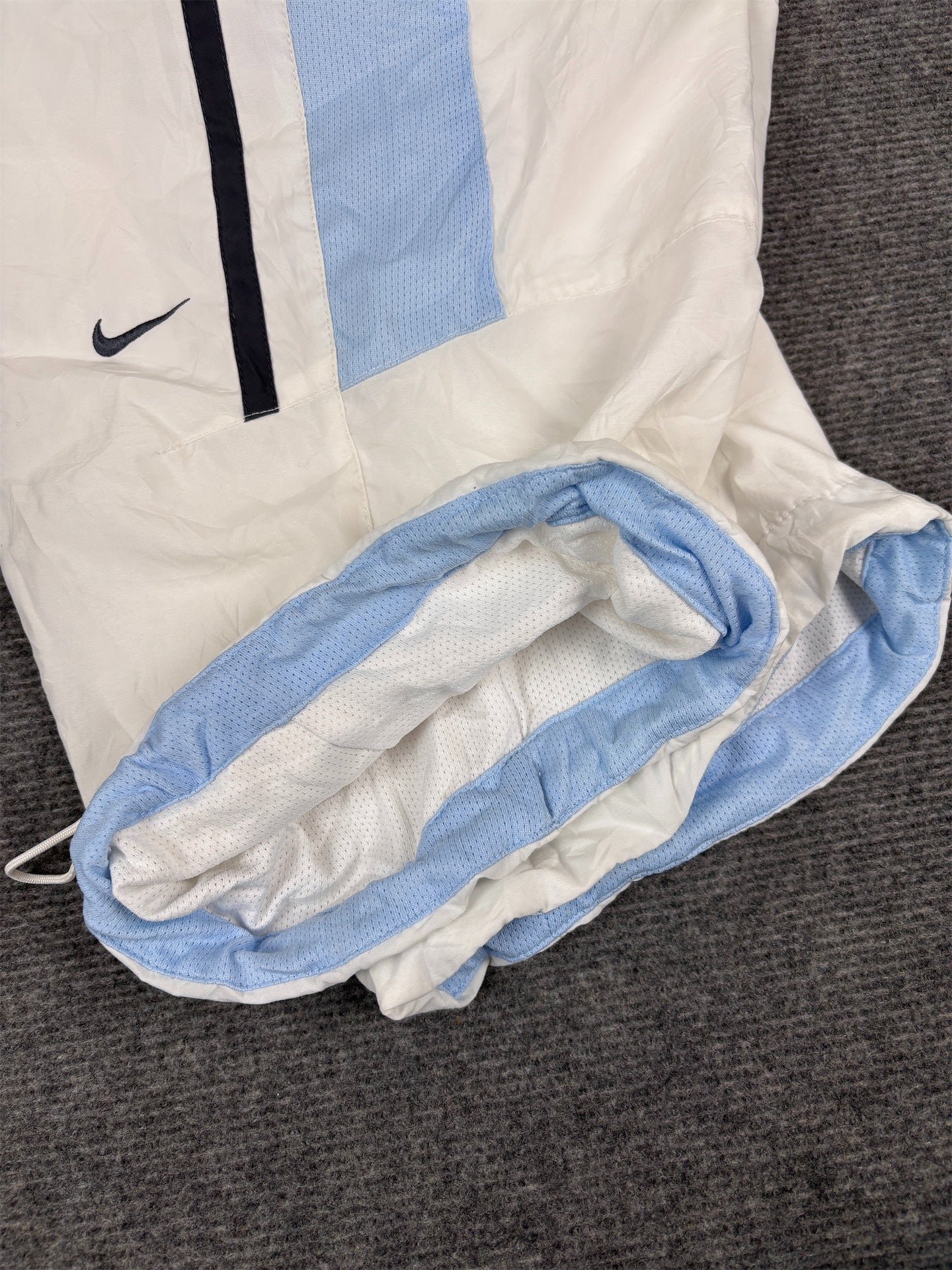 Vintage Y2K Nike 3/4 Track Pants Men’s L White Blue Bungee Tabs Windbreakers