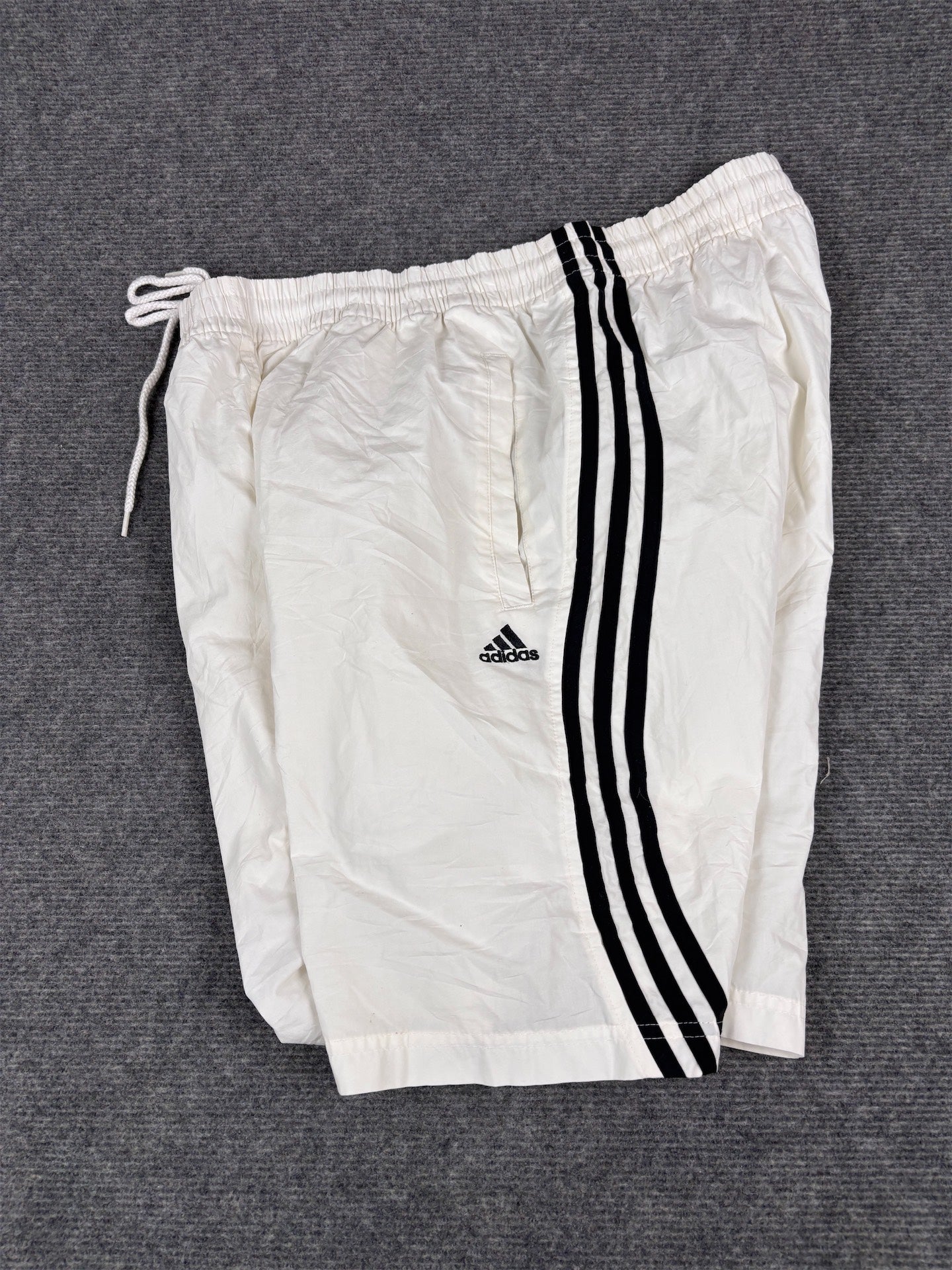 Vintage Y2K Adidas Shorts Men’s L White Black 3 Stripe Classic Windbreakers