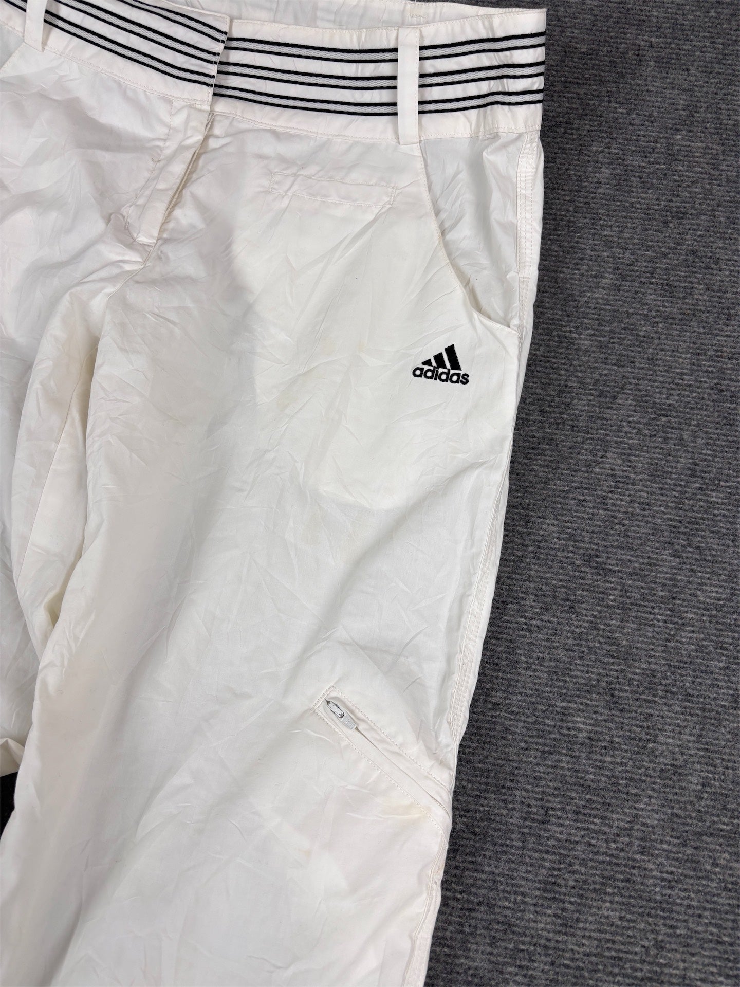 Vintage Y2K Adidas 3/4 Track Pants Women’s M White Black 3 Stripe Cargo Pocket Belt