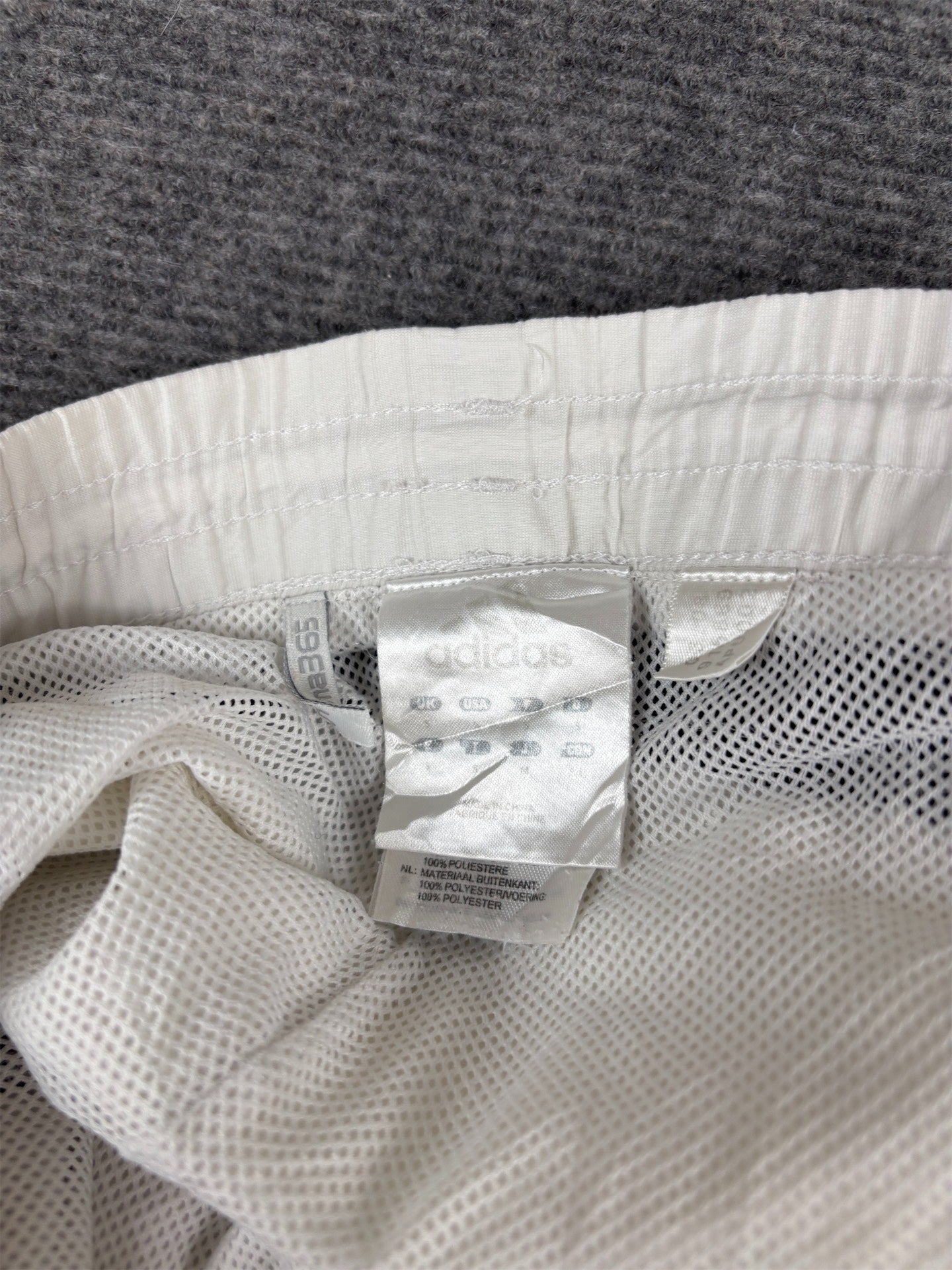 Vintage Y2K Adidas Shorts Men’s S White Black 3 Stripe Classic Style