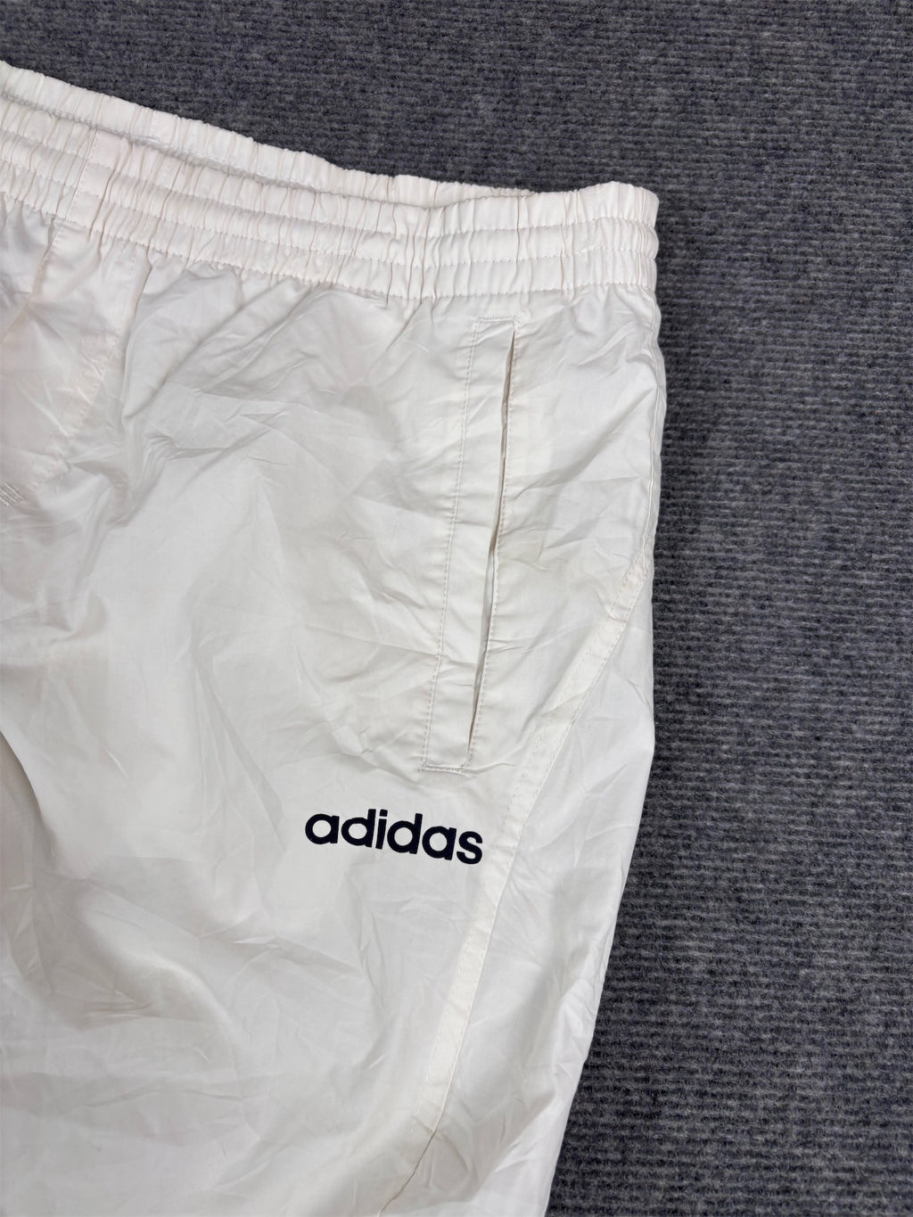 Vintage Y2K Adidas 3/4 Track Pants Size M White Black 3 Stripe Bungee Tabs
