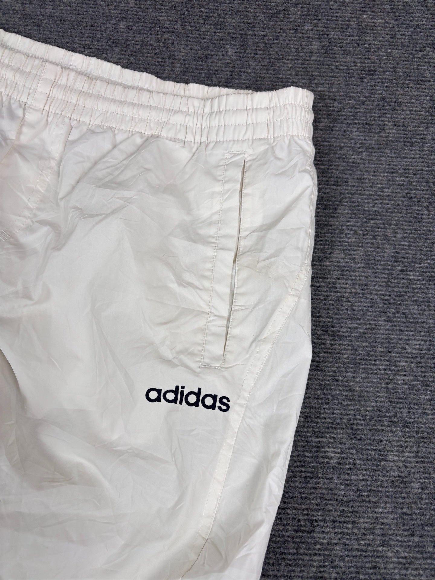 Vintage Y2K Adidas 3/4 Track Pants Size M White Black 3 Stripe Bungee Tabs
