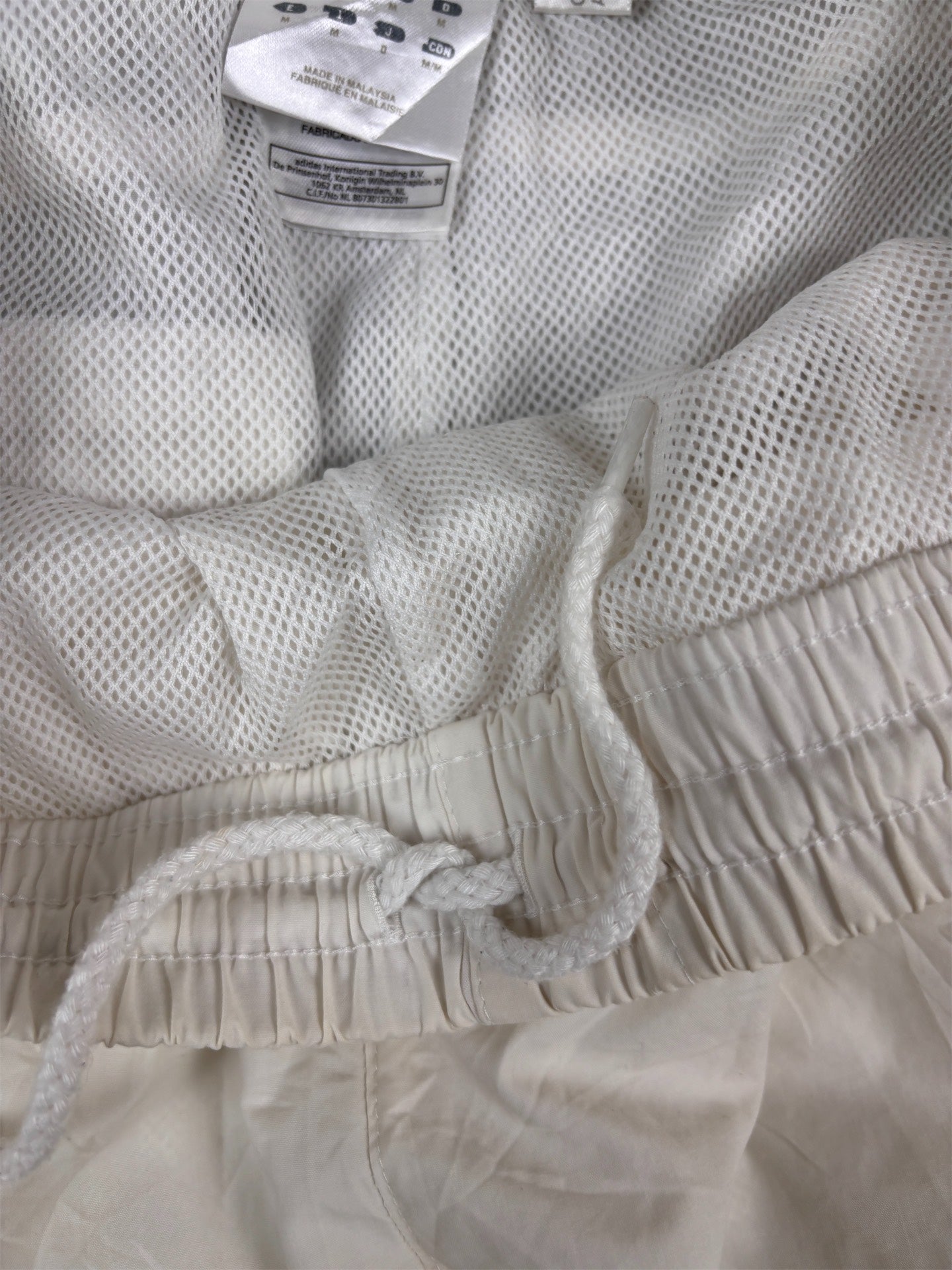 Vintage Y2K Adidas 3/4 Track Pants Size M White Black 3 Stripe Bungee Tabs