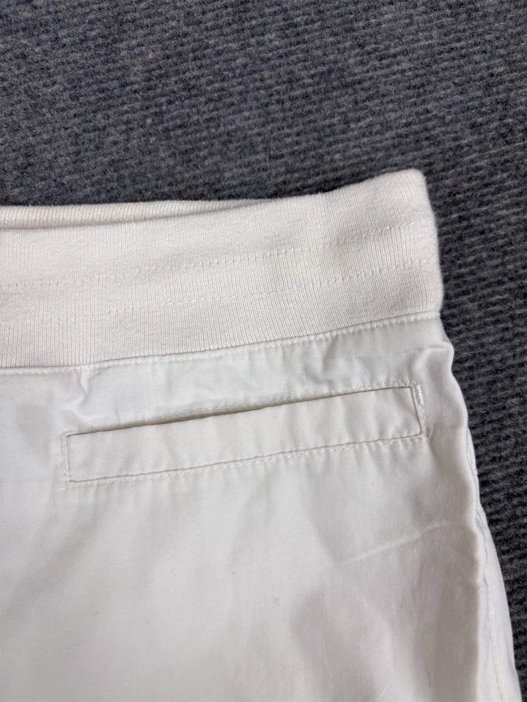 Vintage Y2K Nike 3/4 Track Pants Women’s M White Black Swoosh Windbreakers