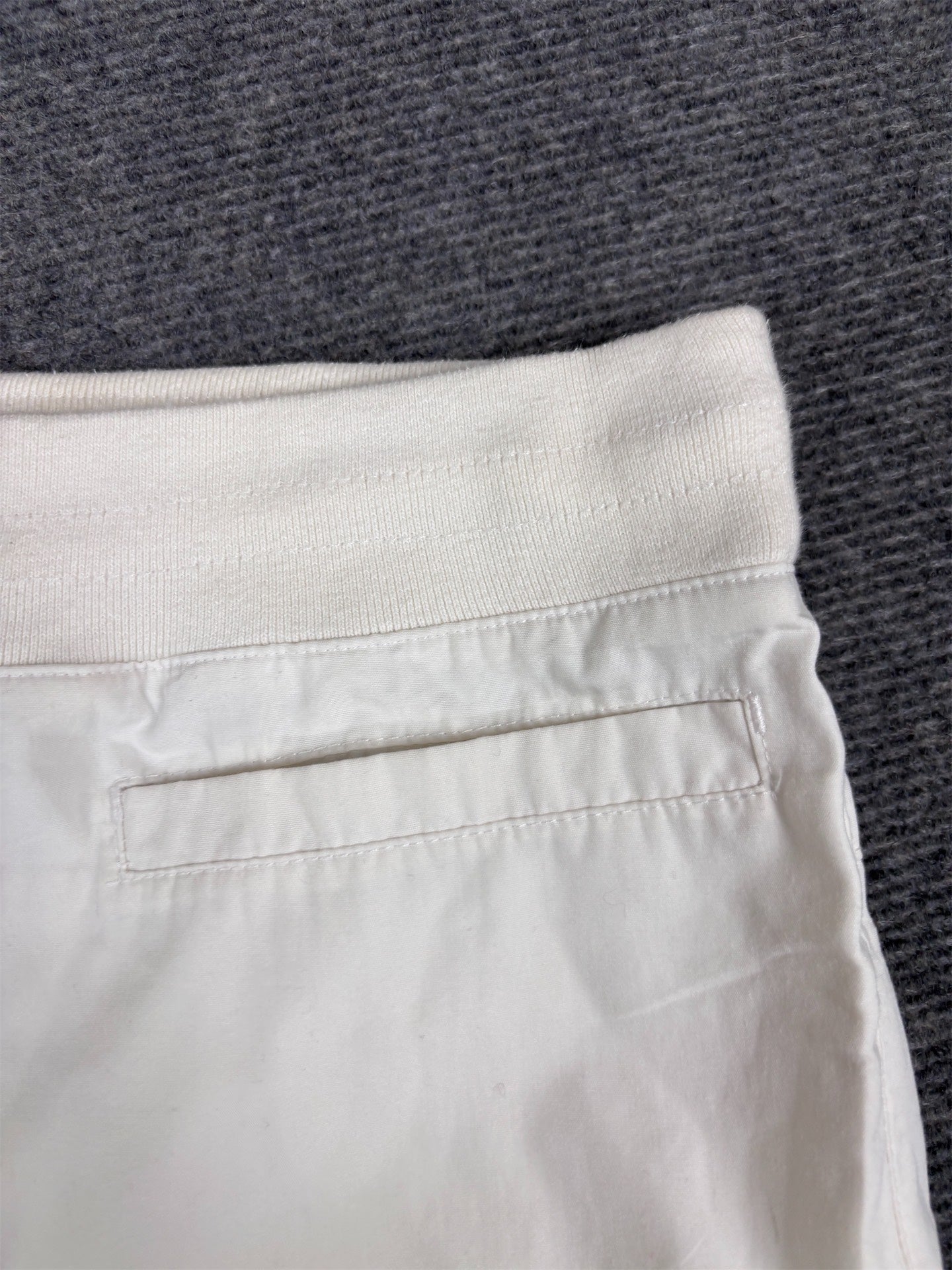 Vintage Y2K Nike 3/4 Track Pants Women’s M White Black Swoosh Windbreakers