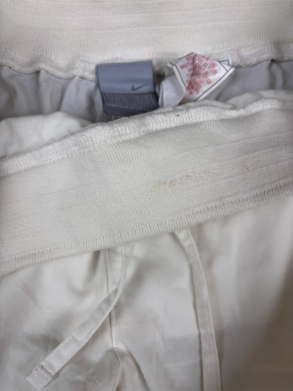 Vintage Y2K Nike 3/4 Track Pants Women’s M White Black Swoosh Windbreakers