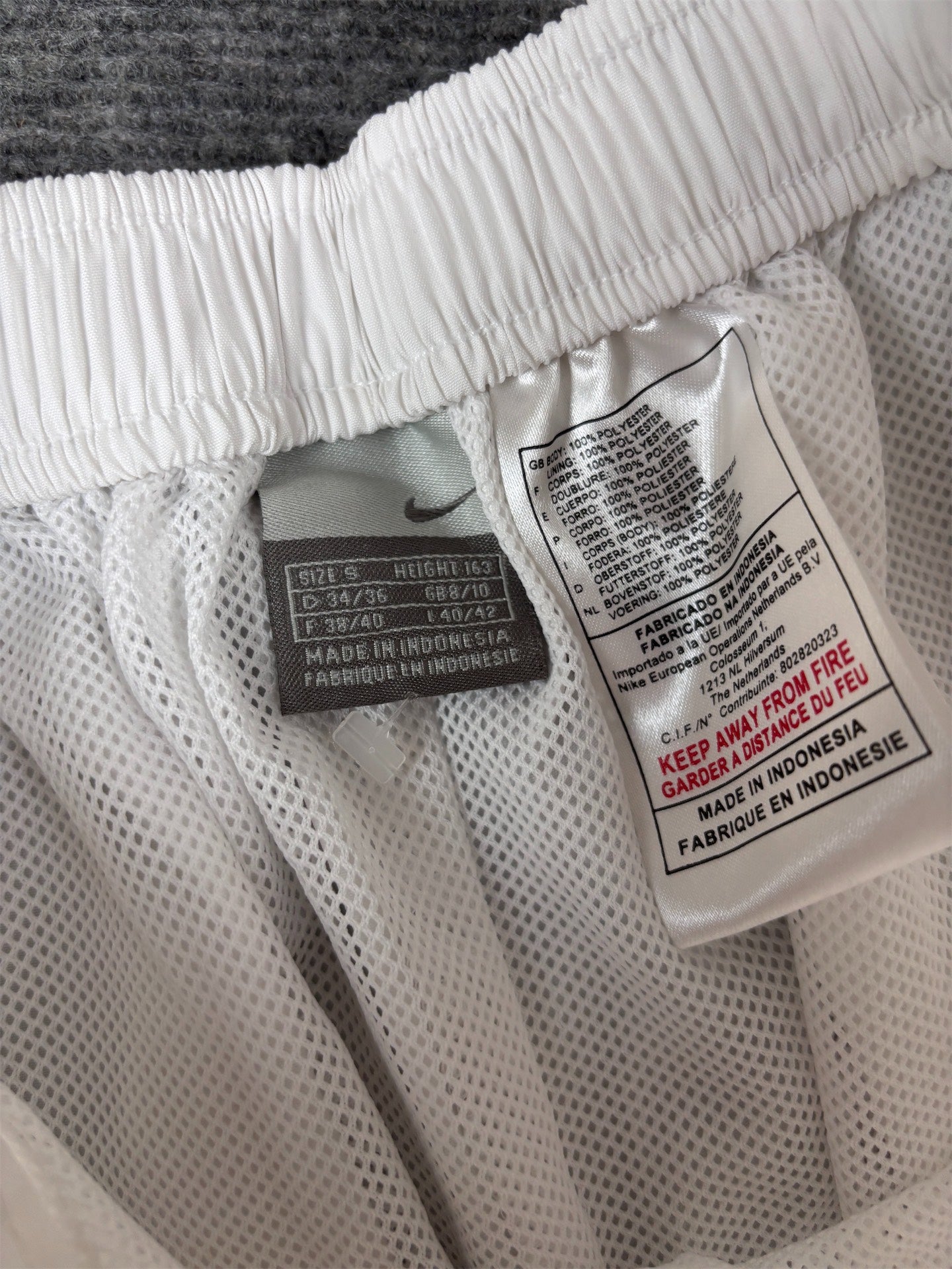 Vintage Y2K Nike Track Pants Womens S White Silver Swoosh Wide Leg Nylon Windbreaker