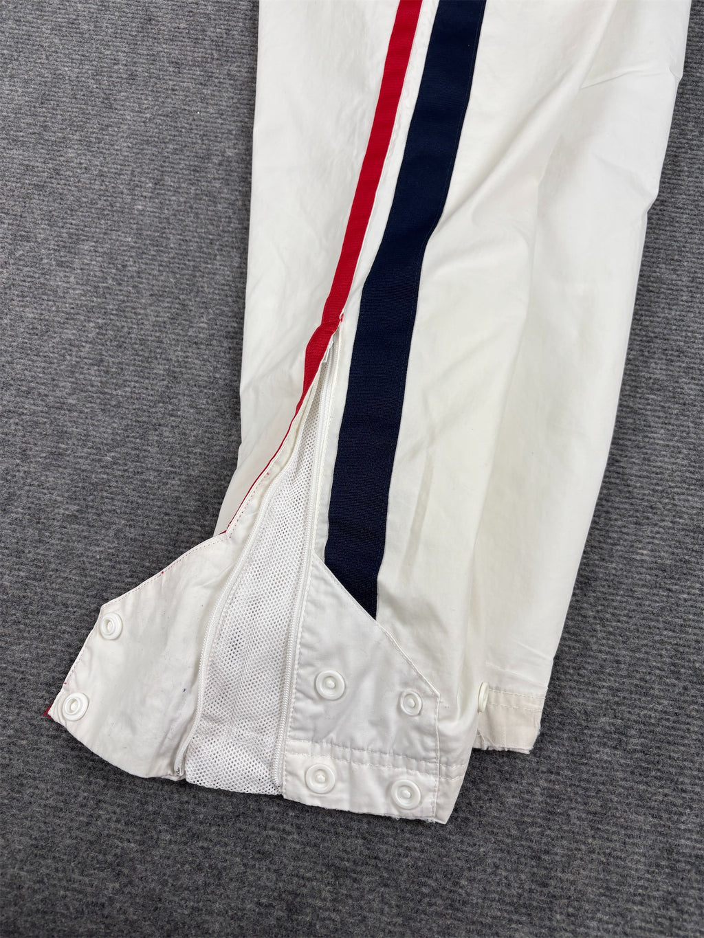 Vintage Y2K Nike Track Pants M White Red Blue Detail Wide Leg Ankle Zip Windbreakers