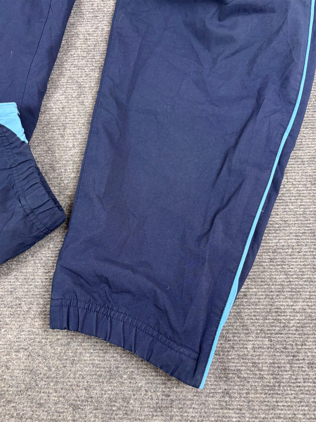 Vintage Y2K Nike Football Track Pants L Navy Blue Detail Wide Leg Windbreakers