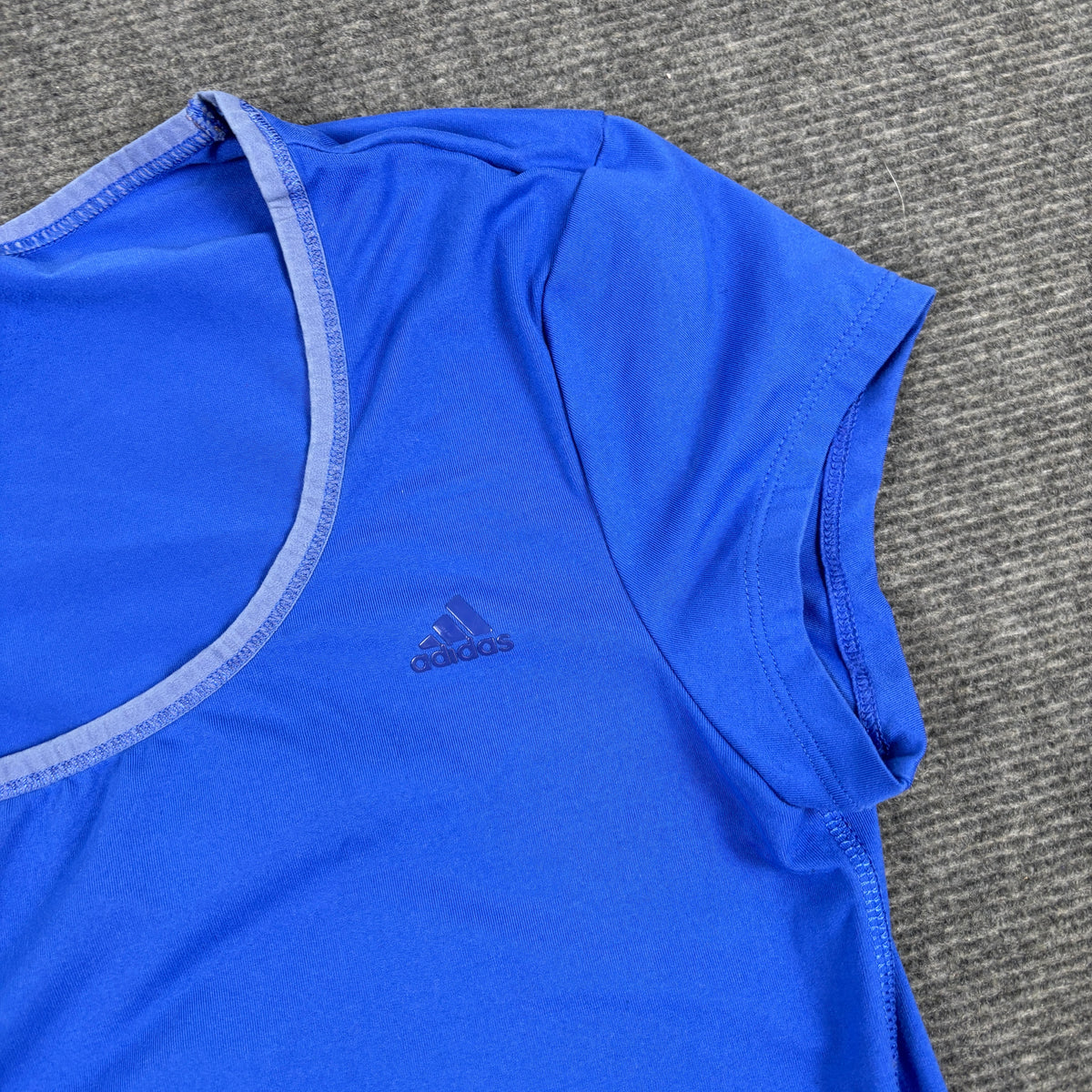y2k Adidas activewear top women's xs blue petite scoop neck