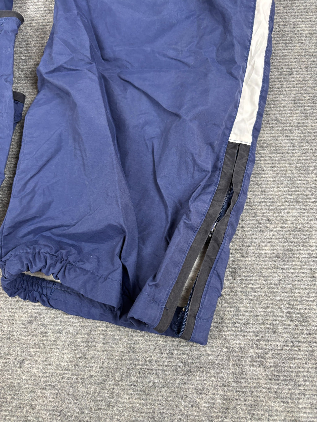 Vintage Y2K Nike Track Pants Womens M Navy White Detail 3/4 Length Wide Leg