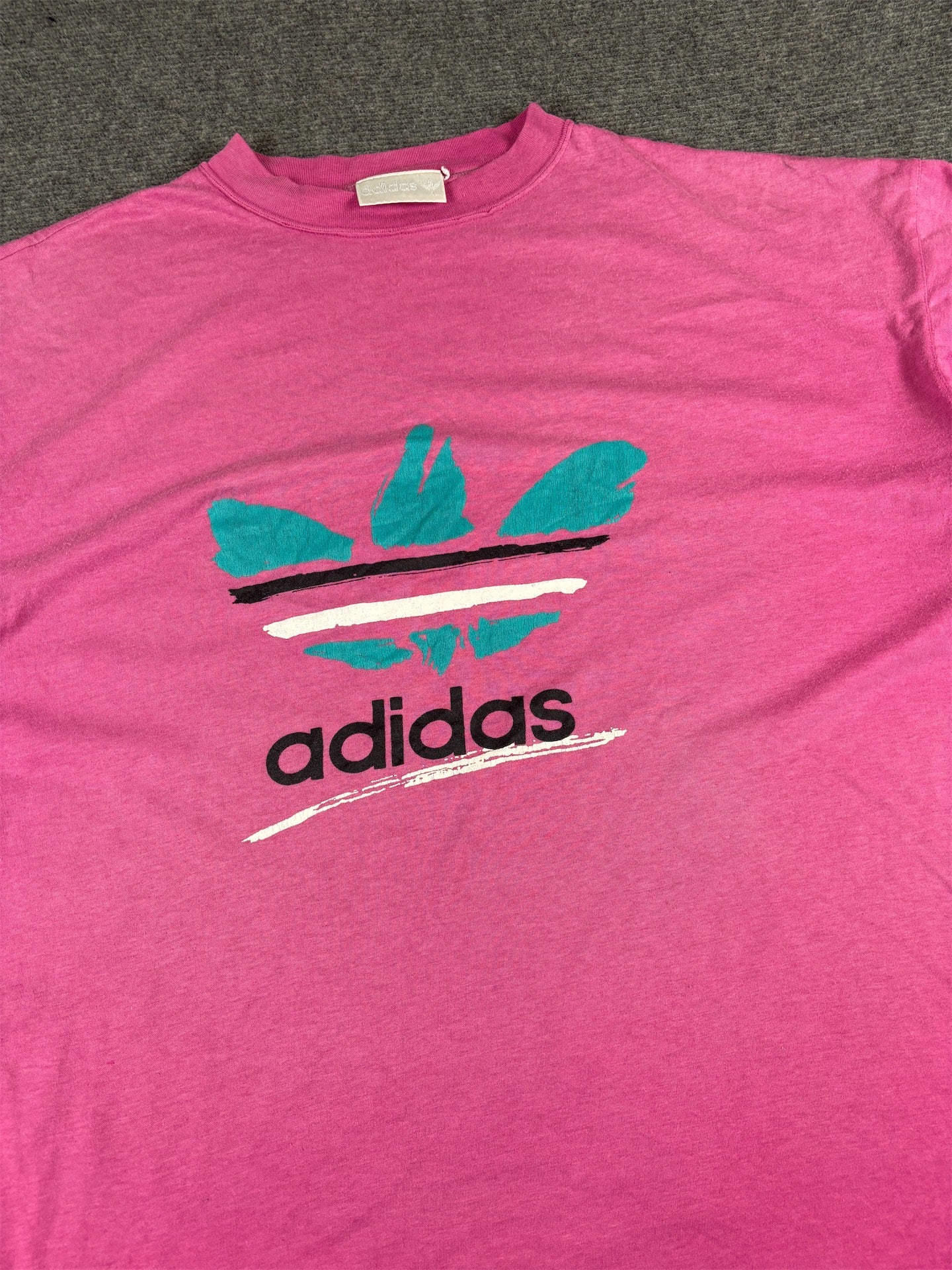 Vintage 90s Adidas T-Shirt Size XL Pink Retro Graphic Boxy Fit Unisex