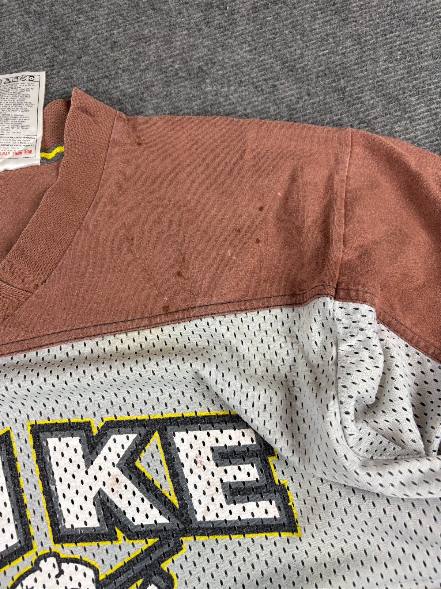 Vintage 90s Nike Jersey T-Shirt Size S Brown Grey Mesh Hockey Mask Graphic Rare