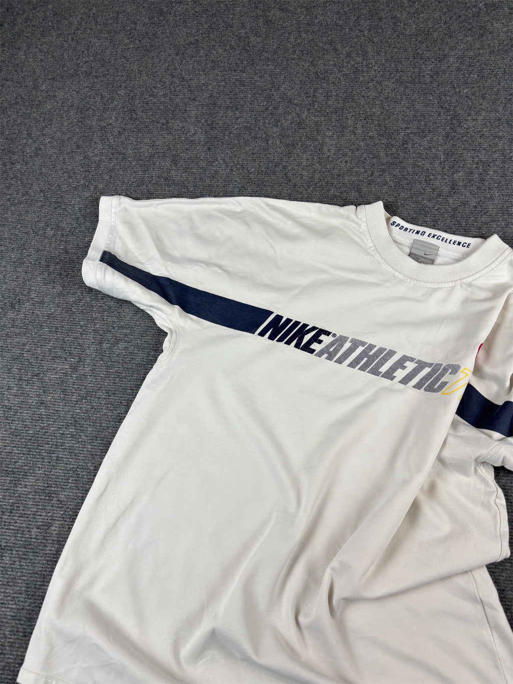 Vintage Y2K Nike T-Shirt L White Grey Cotton Athletic 71 Spell Out Badge Logo