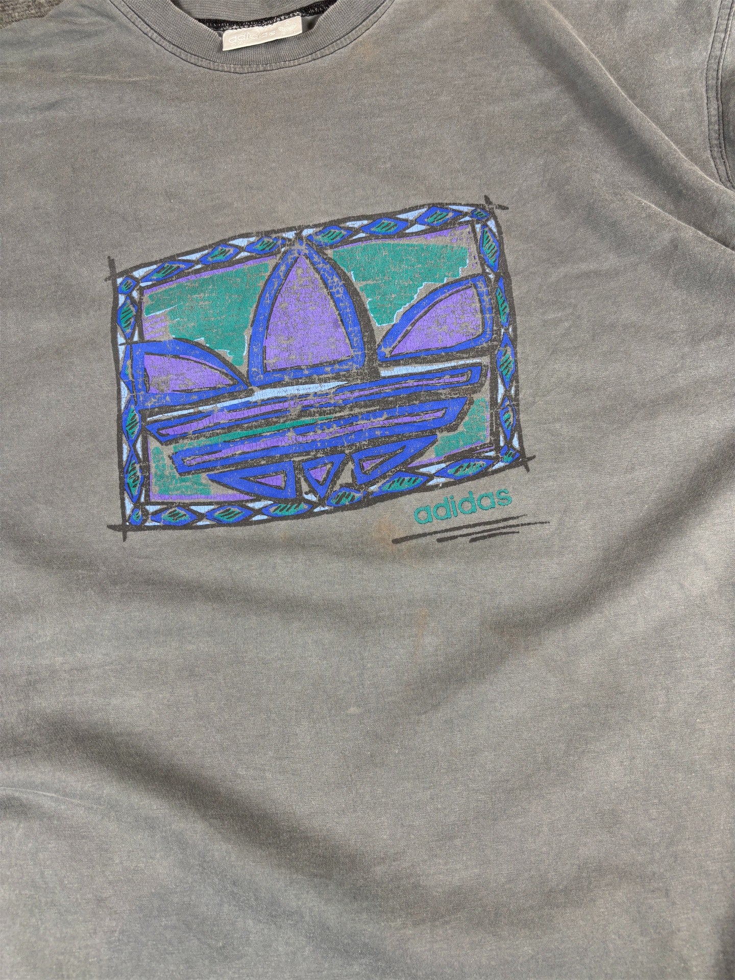 Vintage 90s Adidas T-Shirt Size XL Grey Retro Front Graphic Flower Logo Oversized