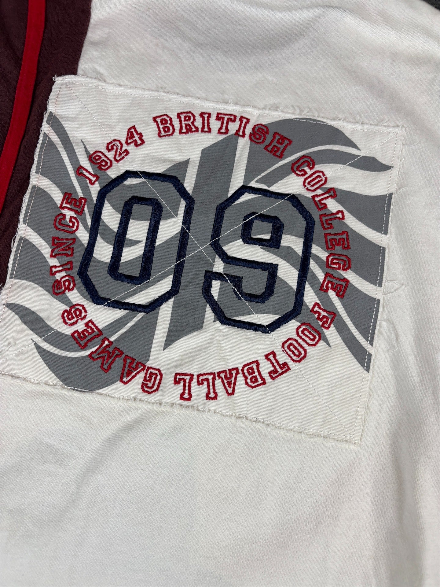 Vintage Y2K Umbro T-Shirt L White England Football Embroidered Logos UK Flag Ringer Style