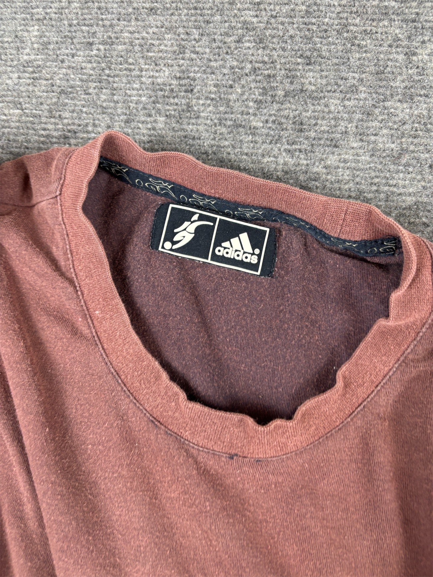 Vintage Y2K Adidas Predator David Beckham Size L Brown White Long Sleeve Crew Neck