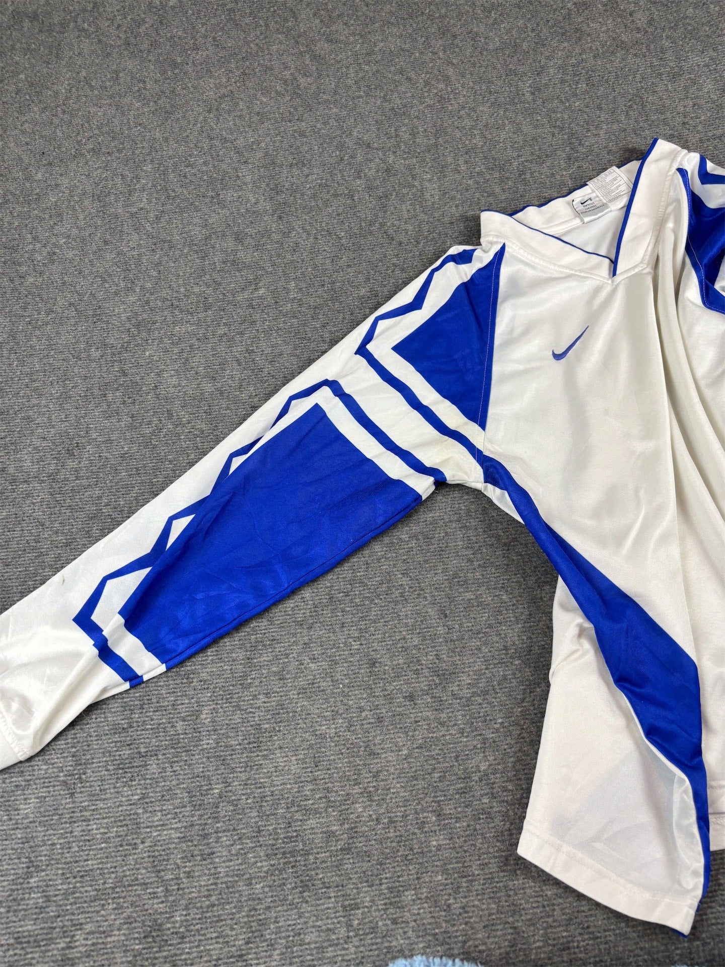 Vintage 90s Nike Jersey M White Blue Cotton Long Sleeve V-Neck