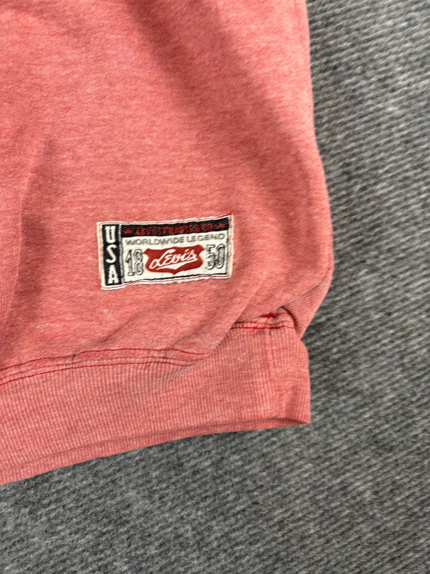 Vintage 90's Levi's Football T-shirt Mens L Red USA Bowl Short Sleeve Sweatshirt