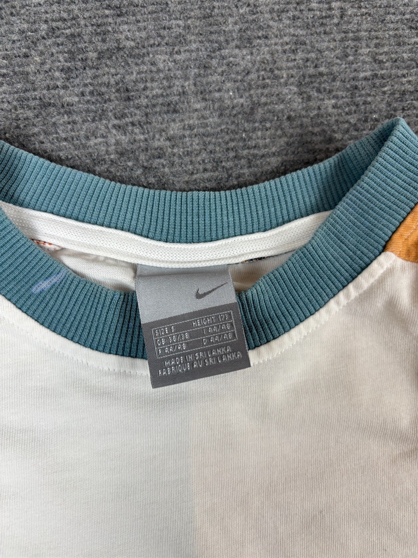 Vintage Y2K Nike Cortez 72 T-Shirt Men's S White Orange Badge Logo Long Sleeve