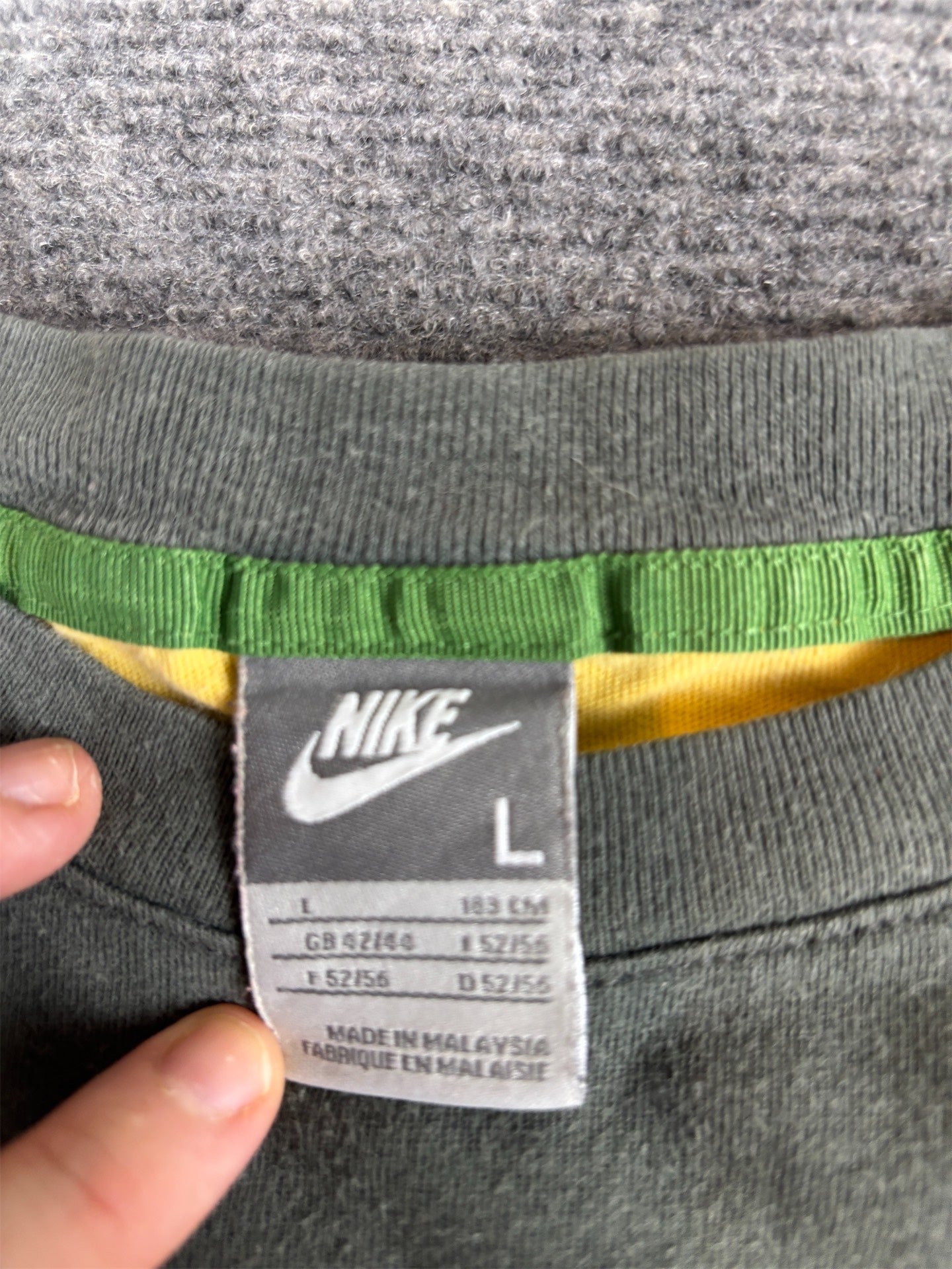 Vintage Y2K Nike T-Shirt L Green Yellow Cotton Long Sleeve Oregon Track Club