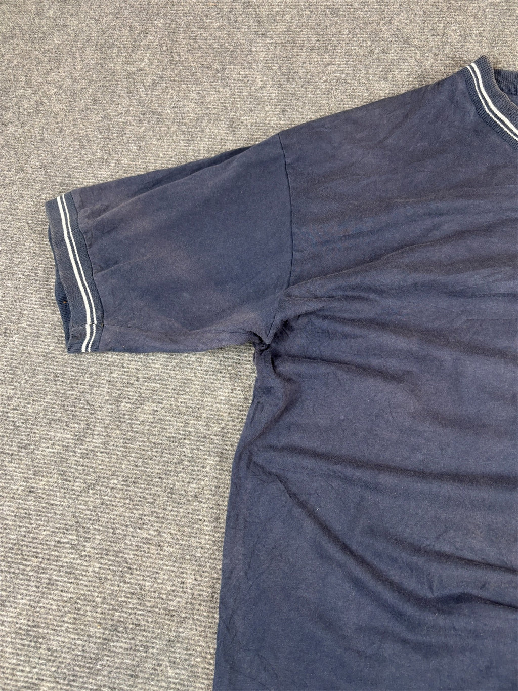 Vintage 90s Nike T-Shirt L Navy Cotton V-Neck Red Centre Swoosh Ringer Detail