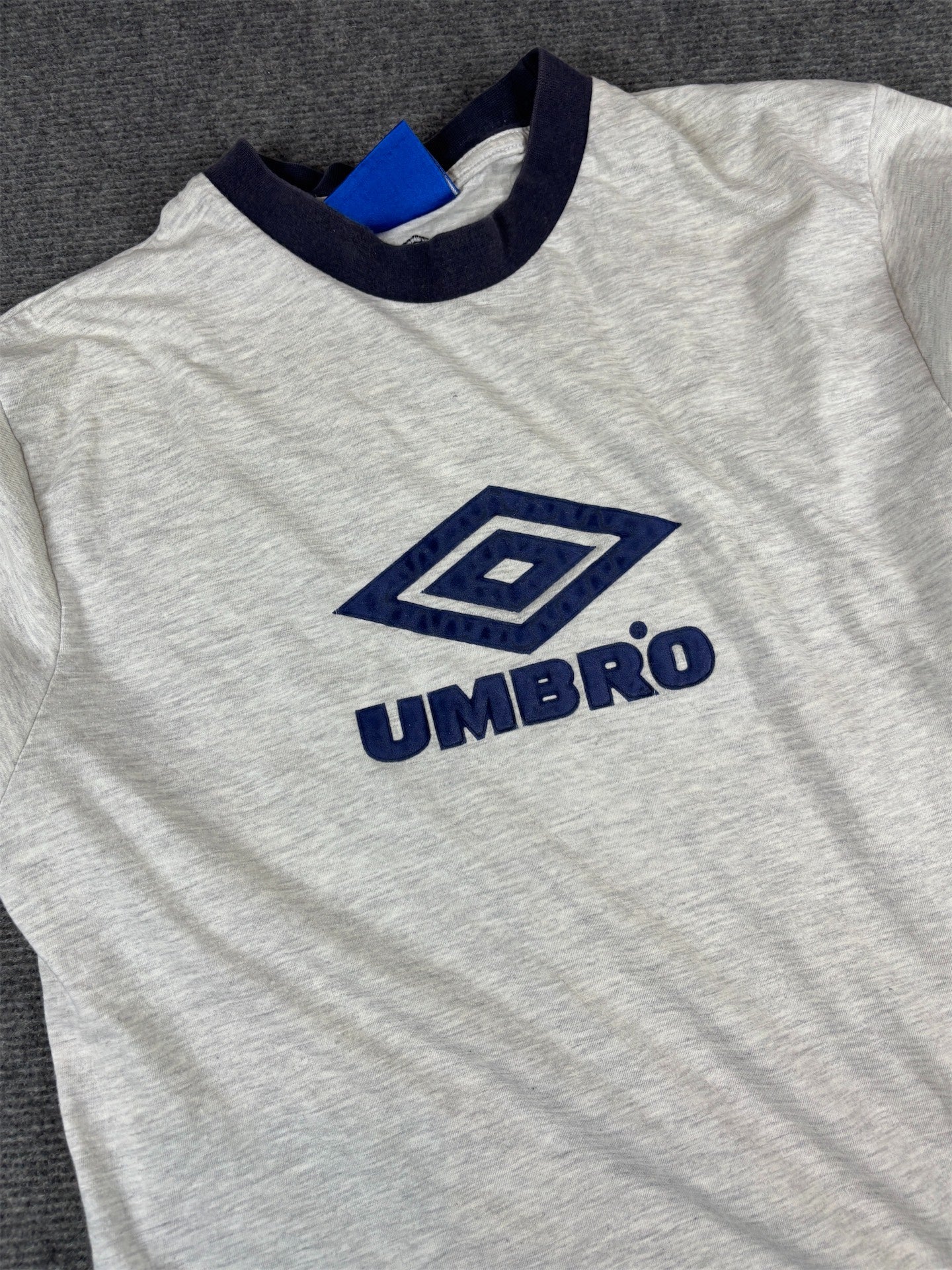 Vintage Y2K Umbro T-Shirt M Grey Ringer Style Large Chest Graphic