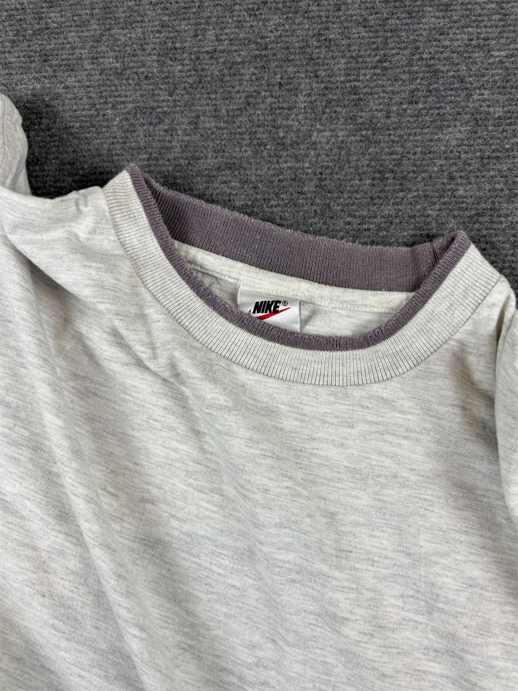 Vintage 90s Nike T-Shirt XL Grey Ringer Style Spell Out Embroidered Logo Chest Pocket