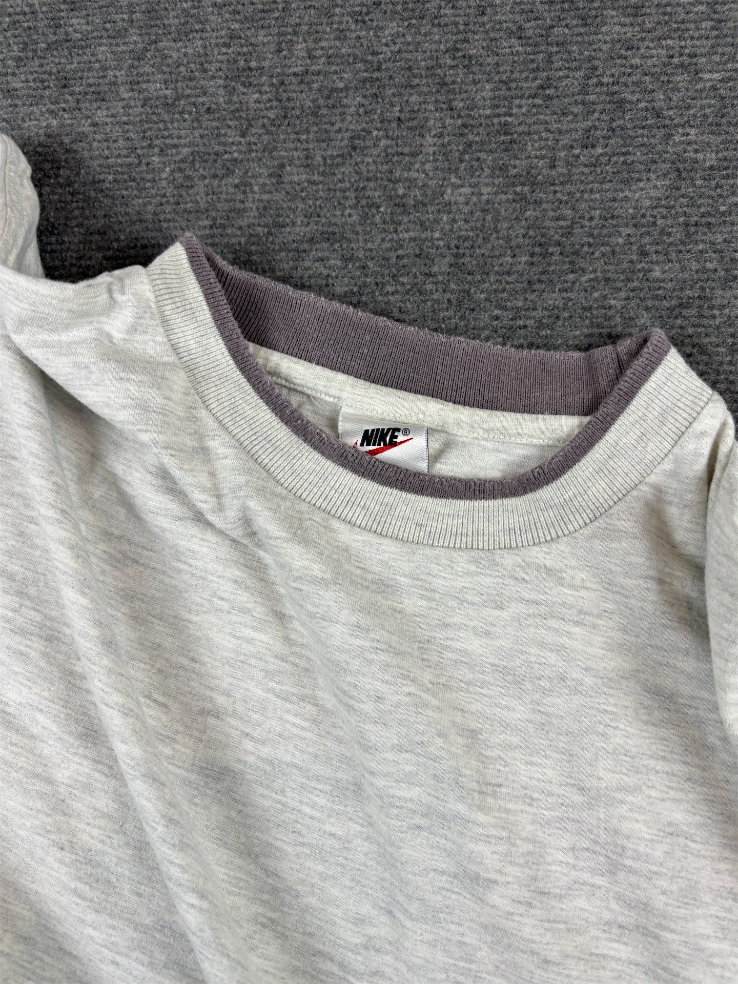 Vintage 90s Nike T-Shirt XL Grey Ringer Style Spell Out Embroidered Logo Chest Pocket