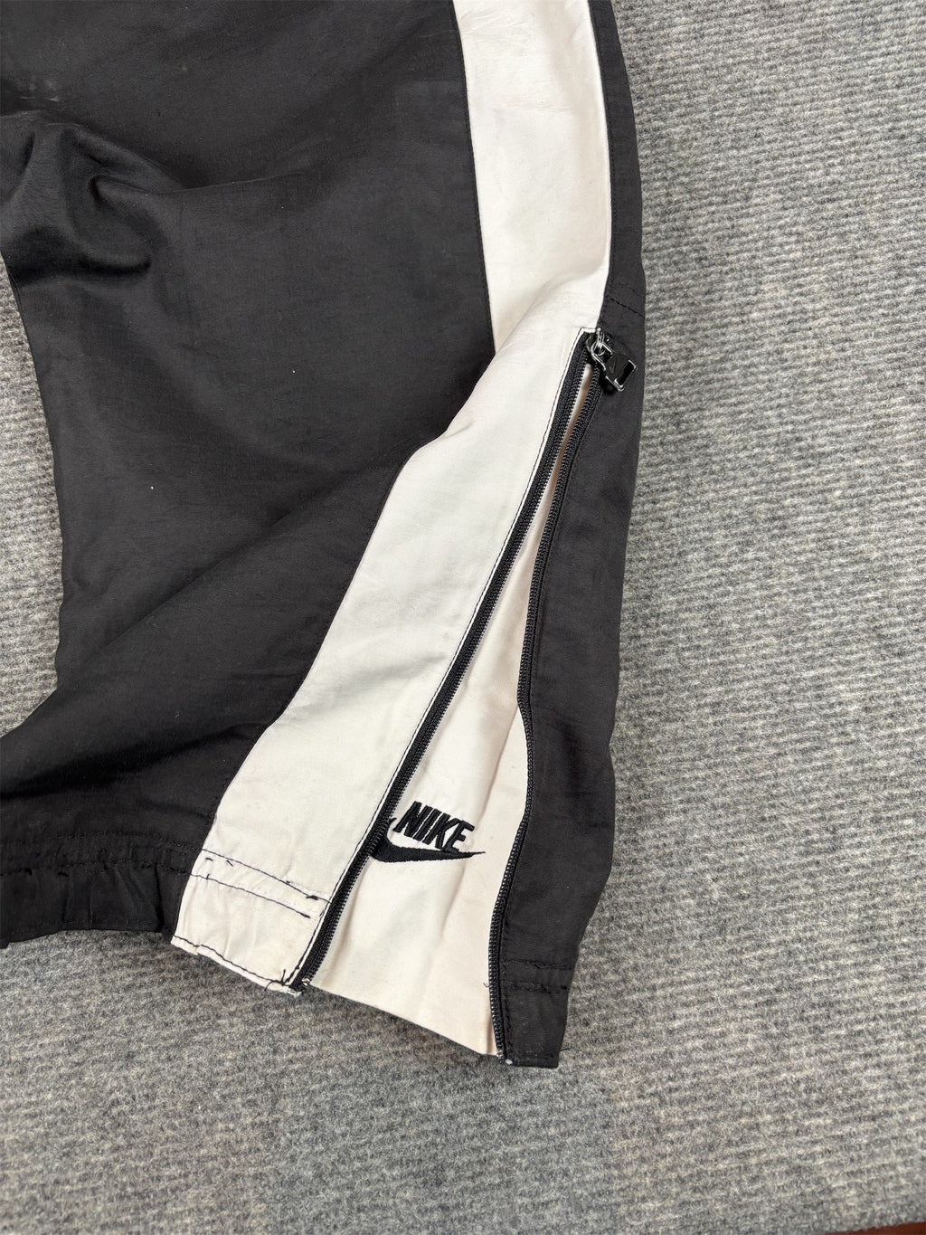 Vintage Y2K Nike Track Pants Size L Black White Panels Red Badge Ankle Zip Wide Leg