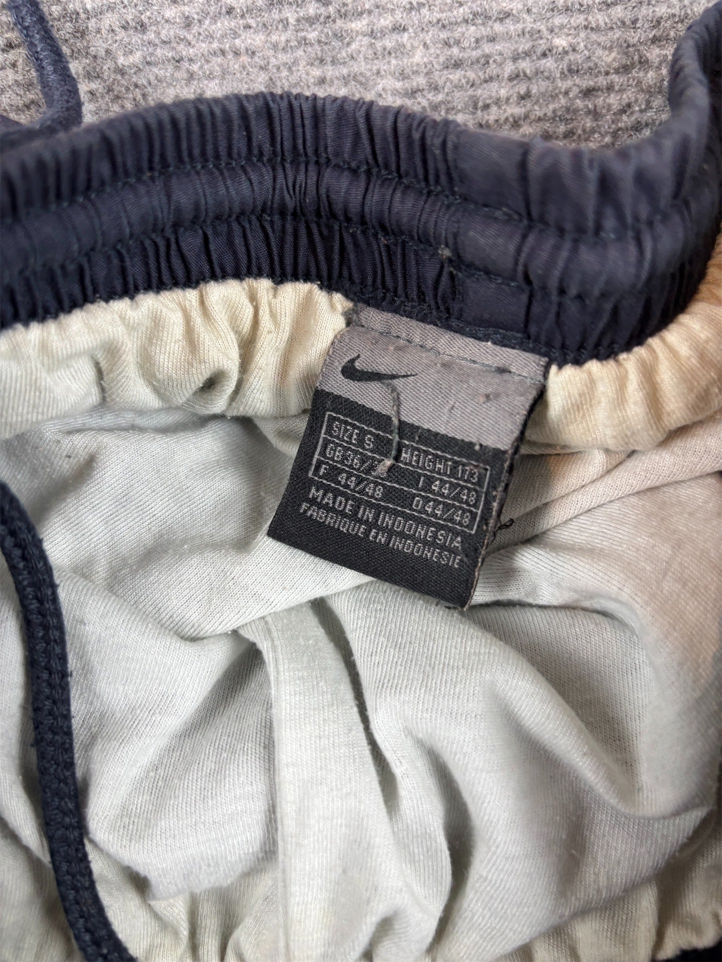 Vintage Y2K Nike Cargo Track Pants Size S Navy Grey Panel Red Badge Ankle Zips Wide Leg