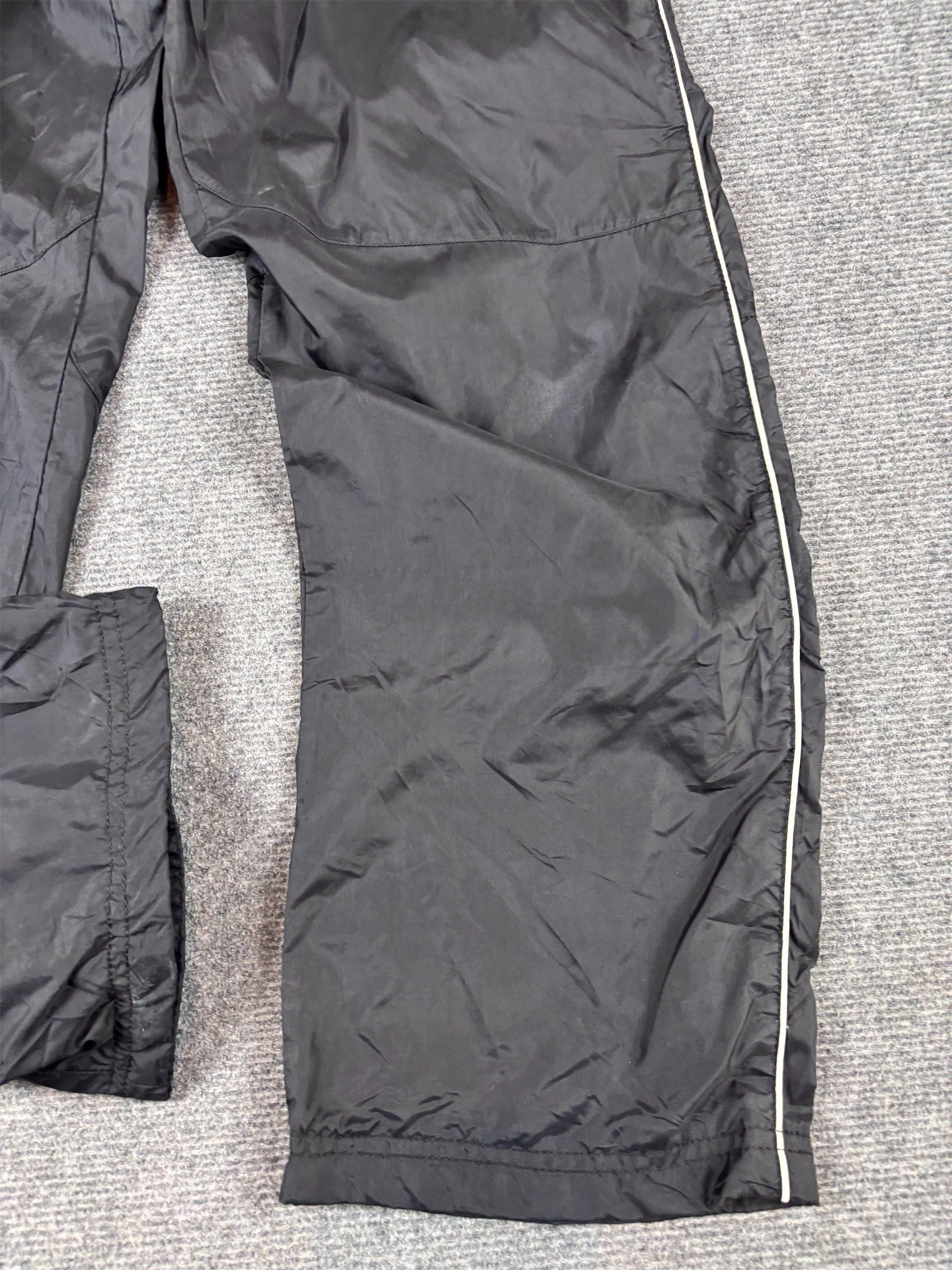 Classic Nike Track Pants Size S Black White Piping Nylon Windbreakers Spray