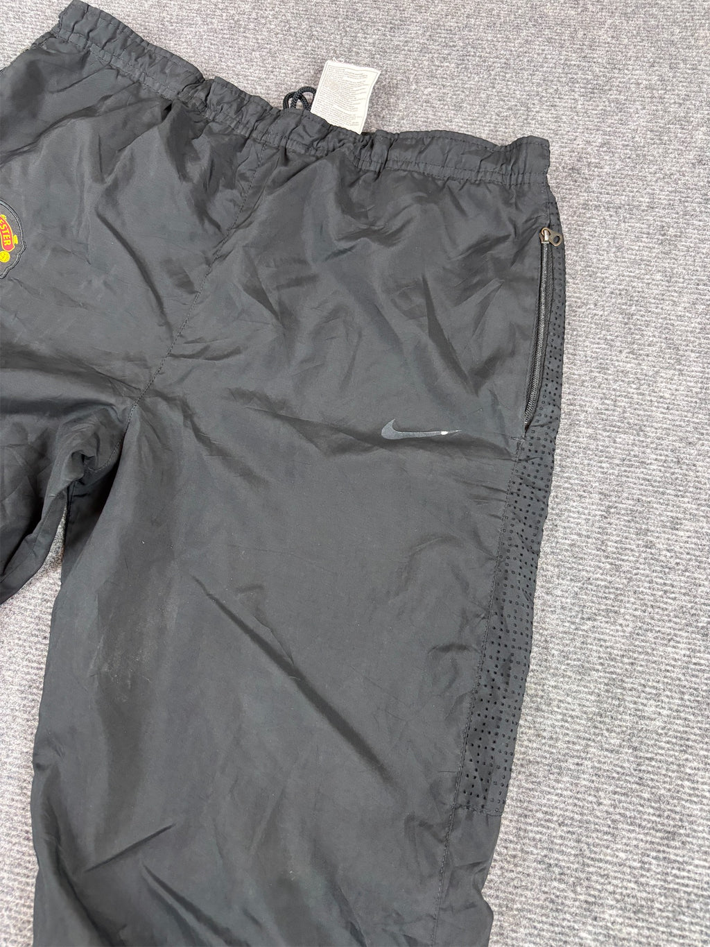 Vintage Y2K Nike Football Track Pants XL Black Manchester United Mesh Panels Ankle Zips