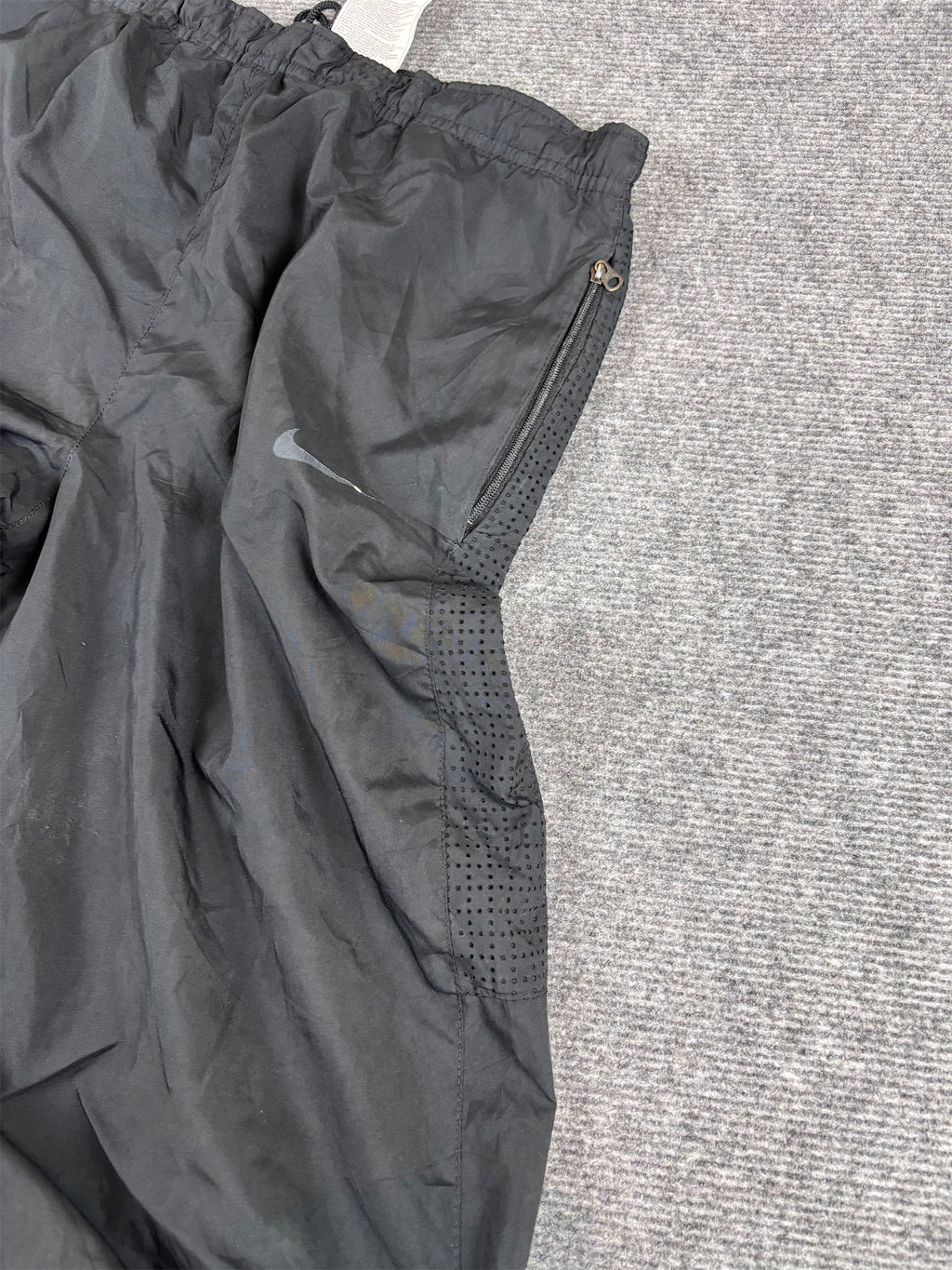 Vintage Y2K Nike Football Track Pants XL Black Manchester United Mesh Panels Ankle Zips