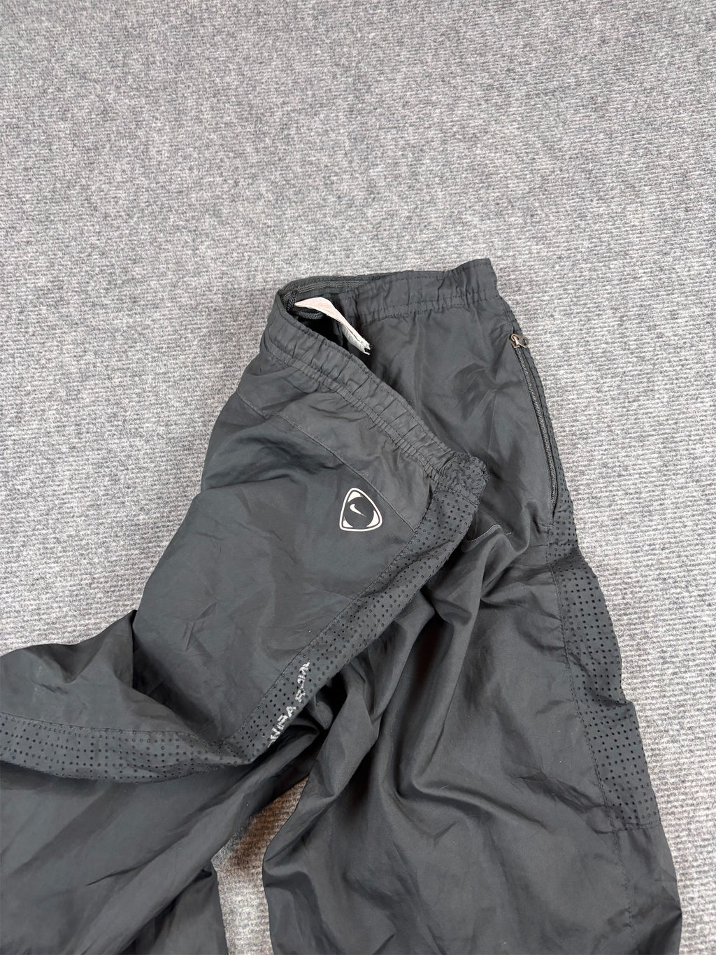 Vintage Y2K Nike Football Track Pants XL Black Manchester United Mesh Panels Ankle Zips