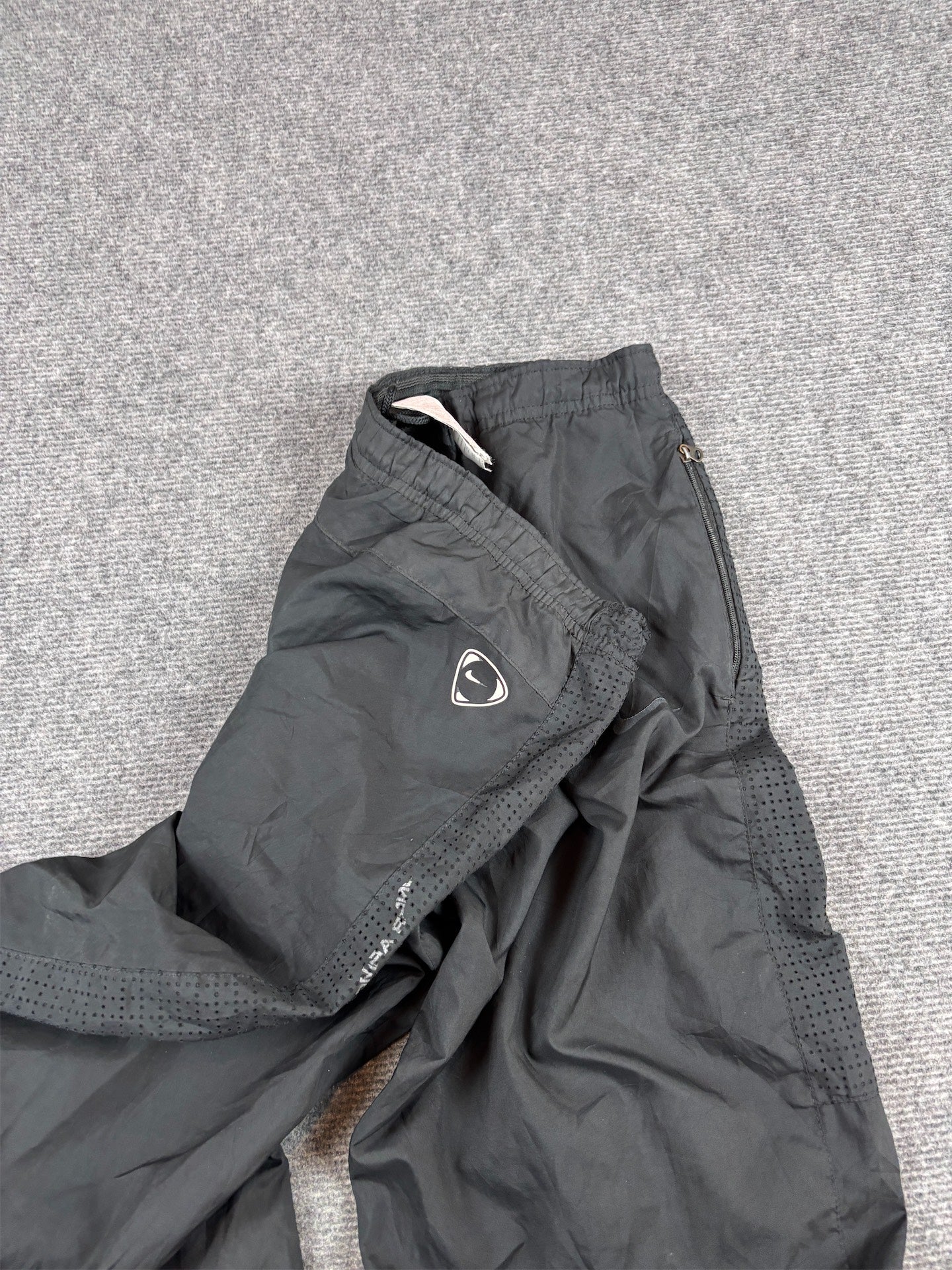 Vintage Y2K Nike Football Track Pants XL Black Manchester United Mesh Panels Ankle Zips