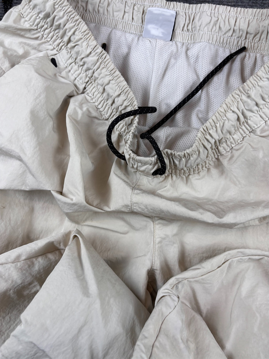 Nike Track Pants Size L Off White Black Hip Logo Techwear Tapered Leg Nylon Windbreakers