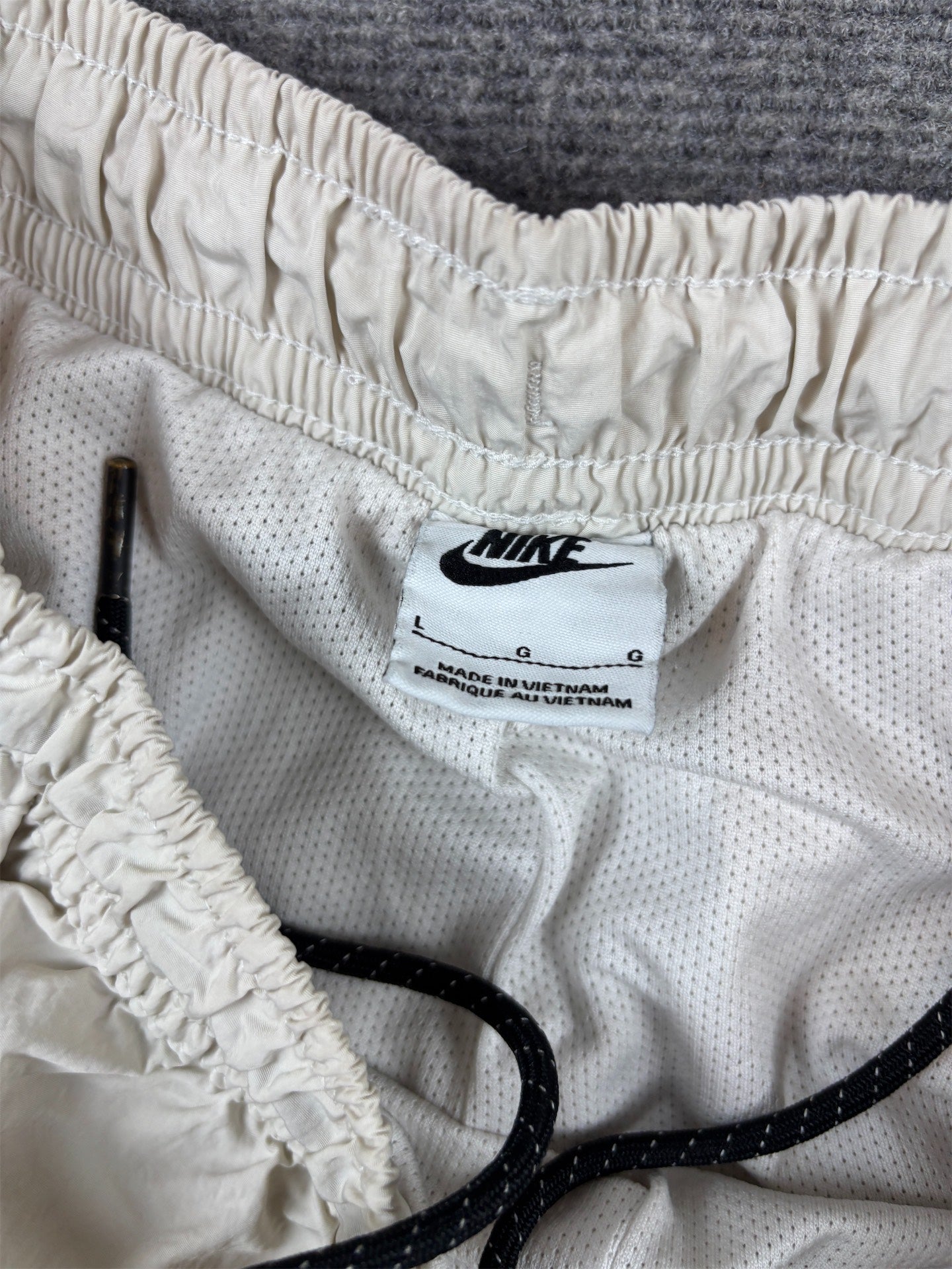 Nike Track Pants Size L Off White Black Hip Logo Techwear Tapered Leg Nylon Windbreakers