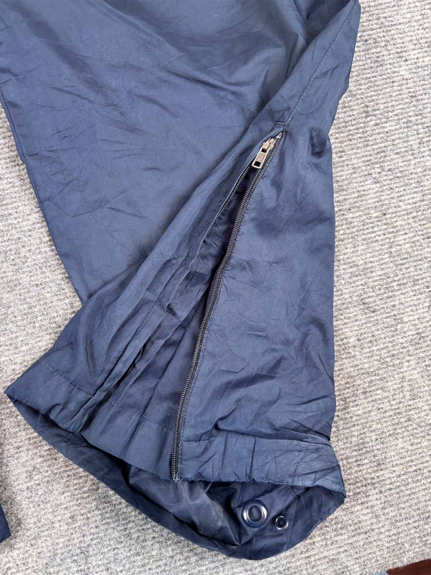 Vintage Y2K Nike Track Pants Size XL Navy Grey Mesh Panels White Piping Ankle Zips